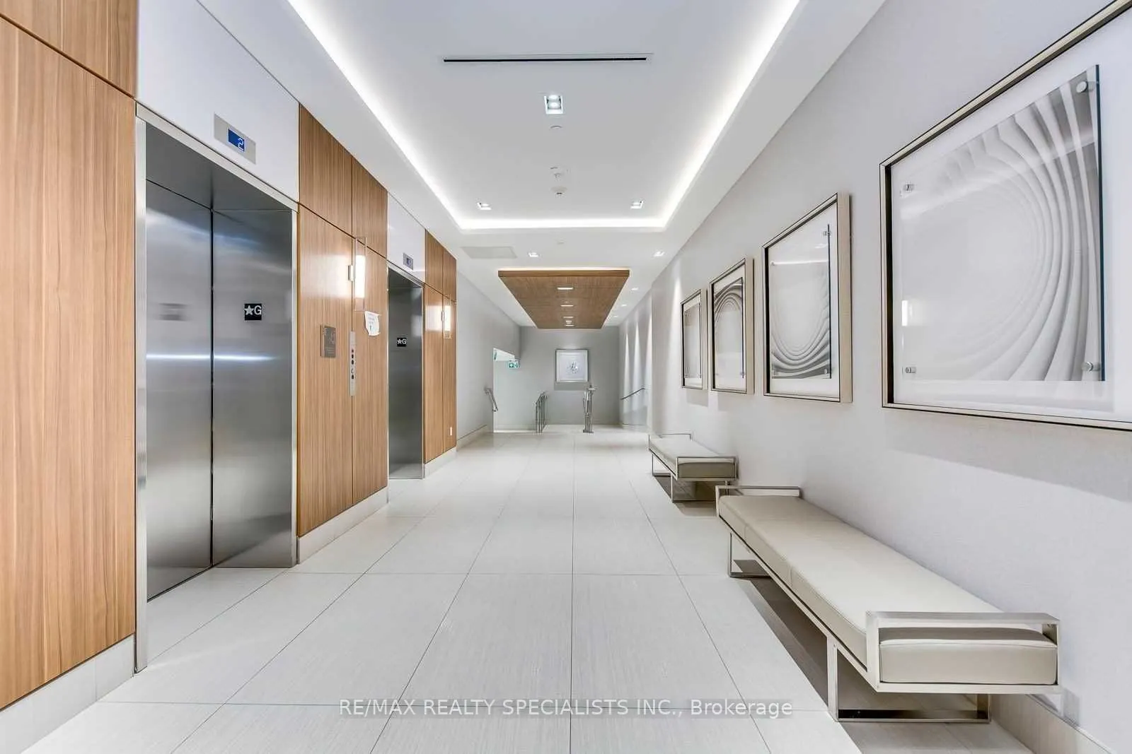 20 Shore Breeze Drive #321