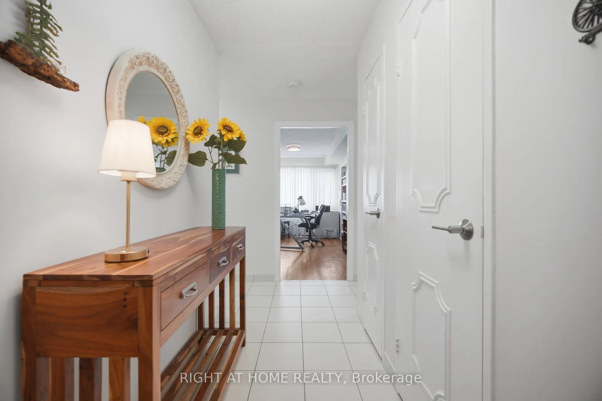 1580 Mississauga Valley Boulevard #301