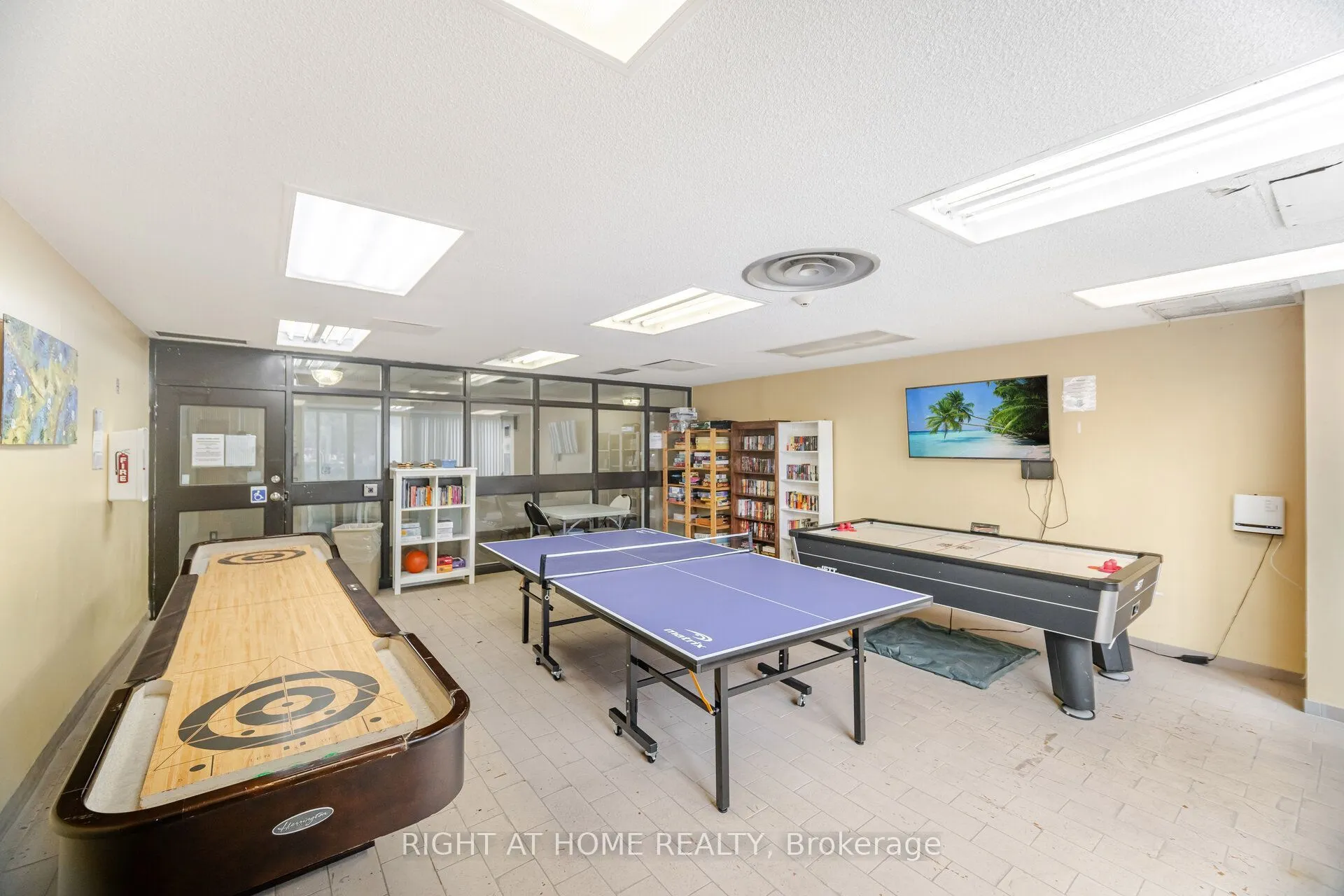 1580 Mississauga Valley Boulevard #301