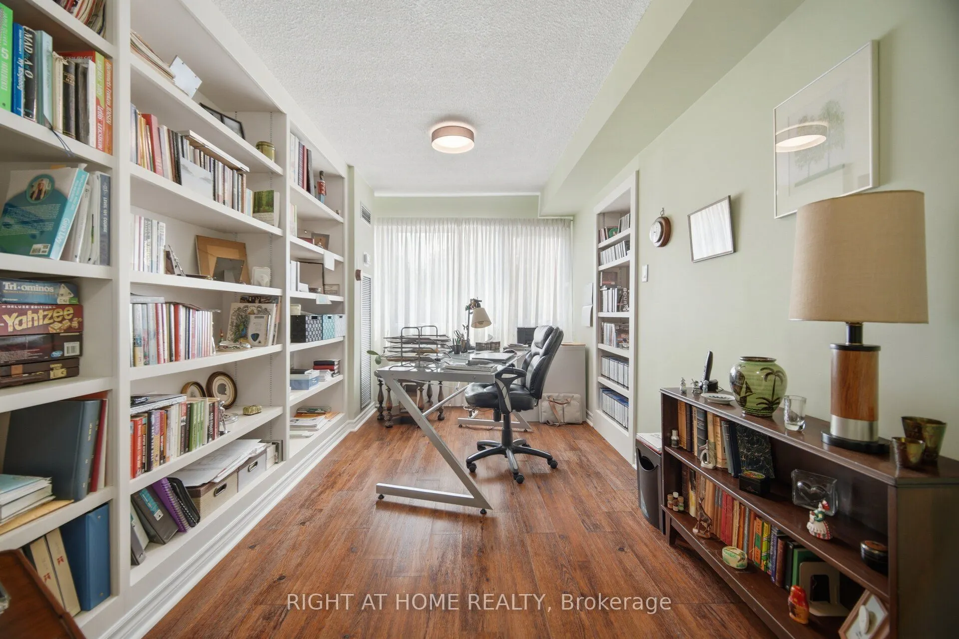 1580 Mississauga Valley Boulevard #301