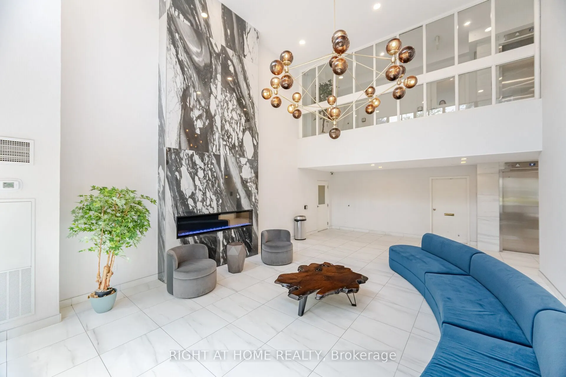 1580 Mississauga Valley Boulevard #301