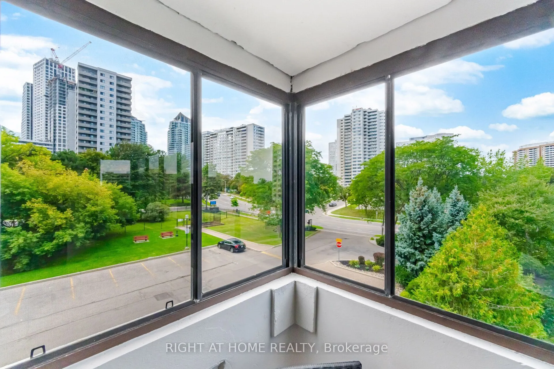 1580 Mississauga Valley Boulevard #301