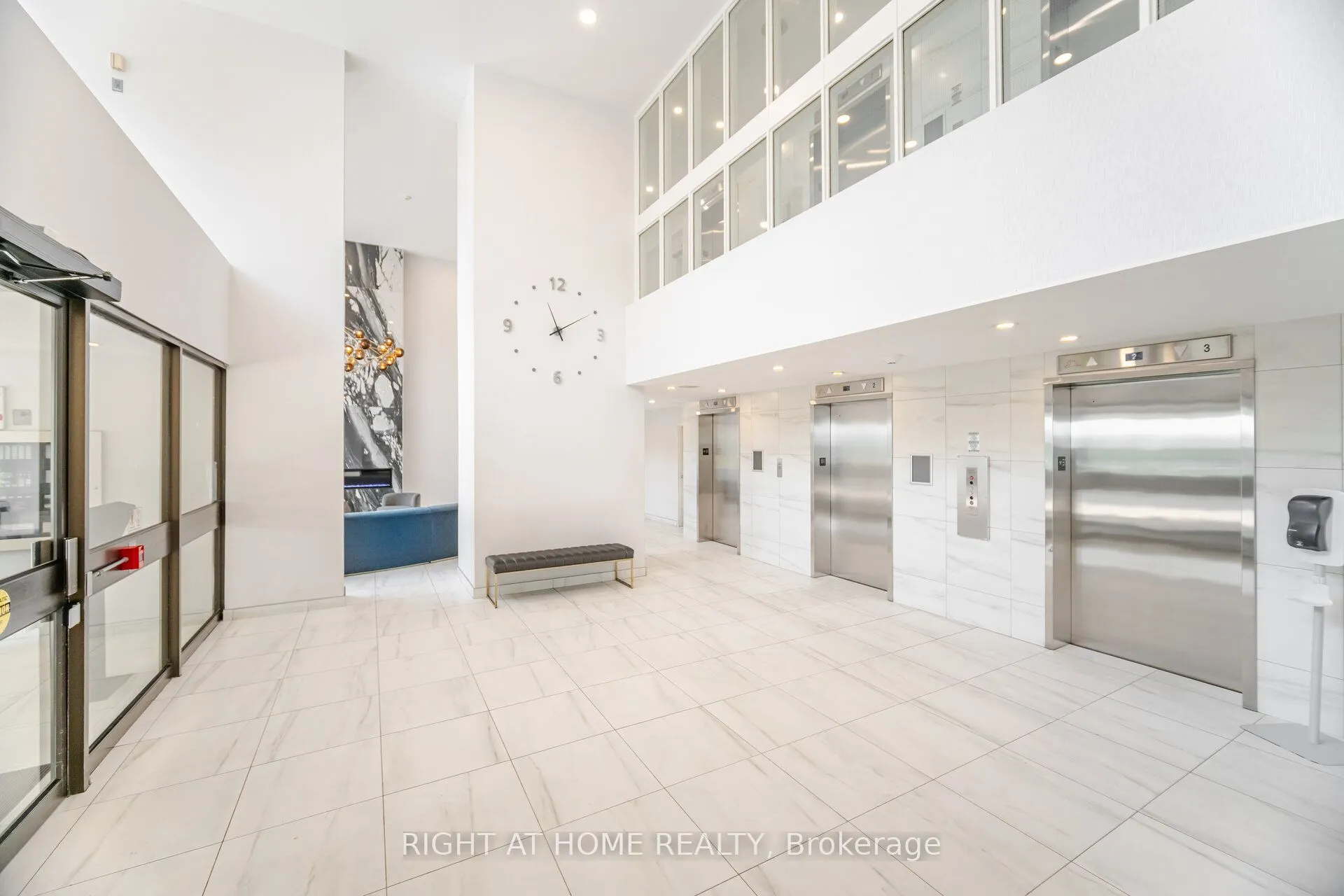 1580 Mississauga Valley Boulevard #301