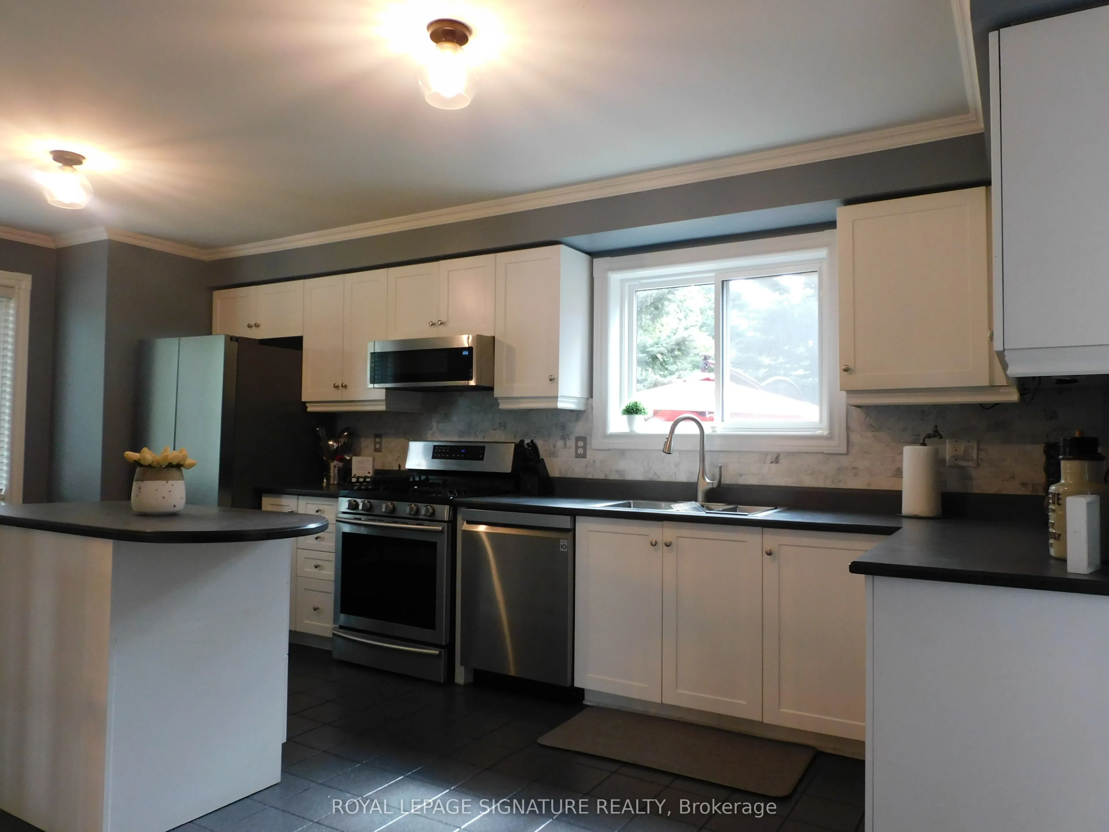 5865 Dalebrook Crescent #57B