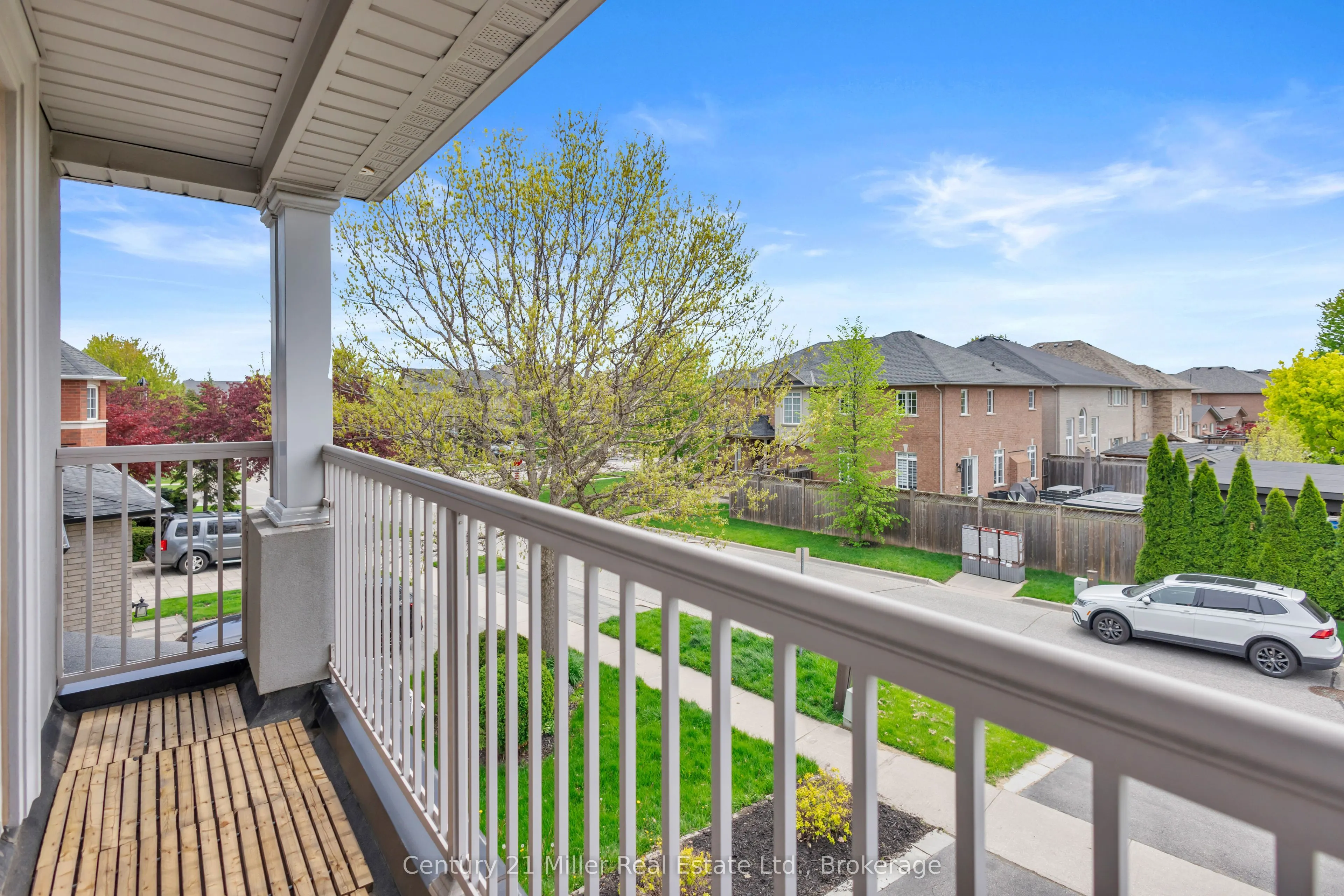 2241 Adirondak Trail