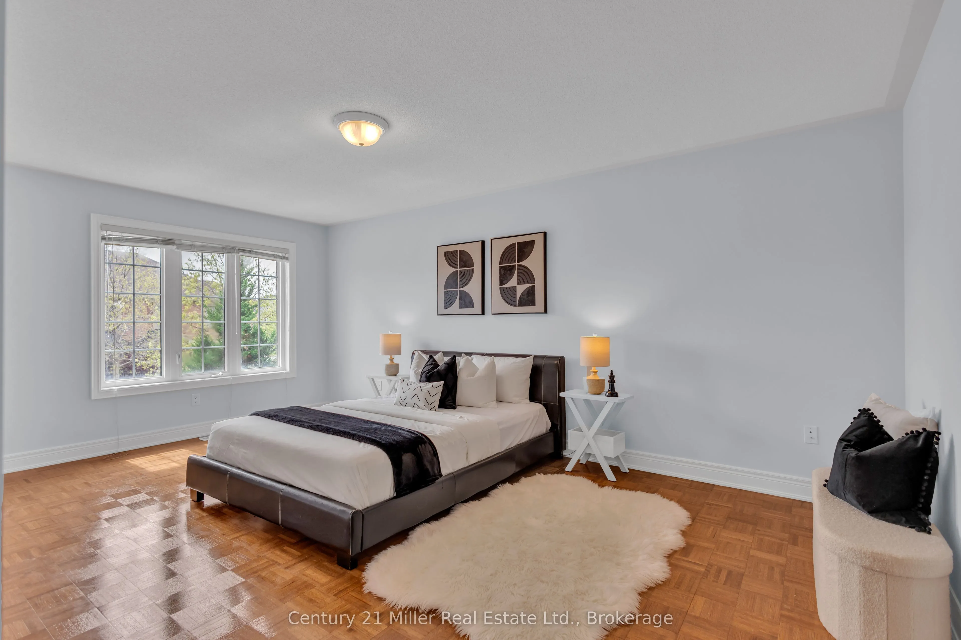 2241 Adirondak Trail