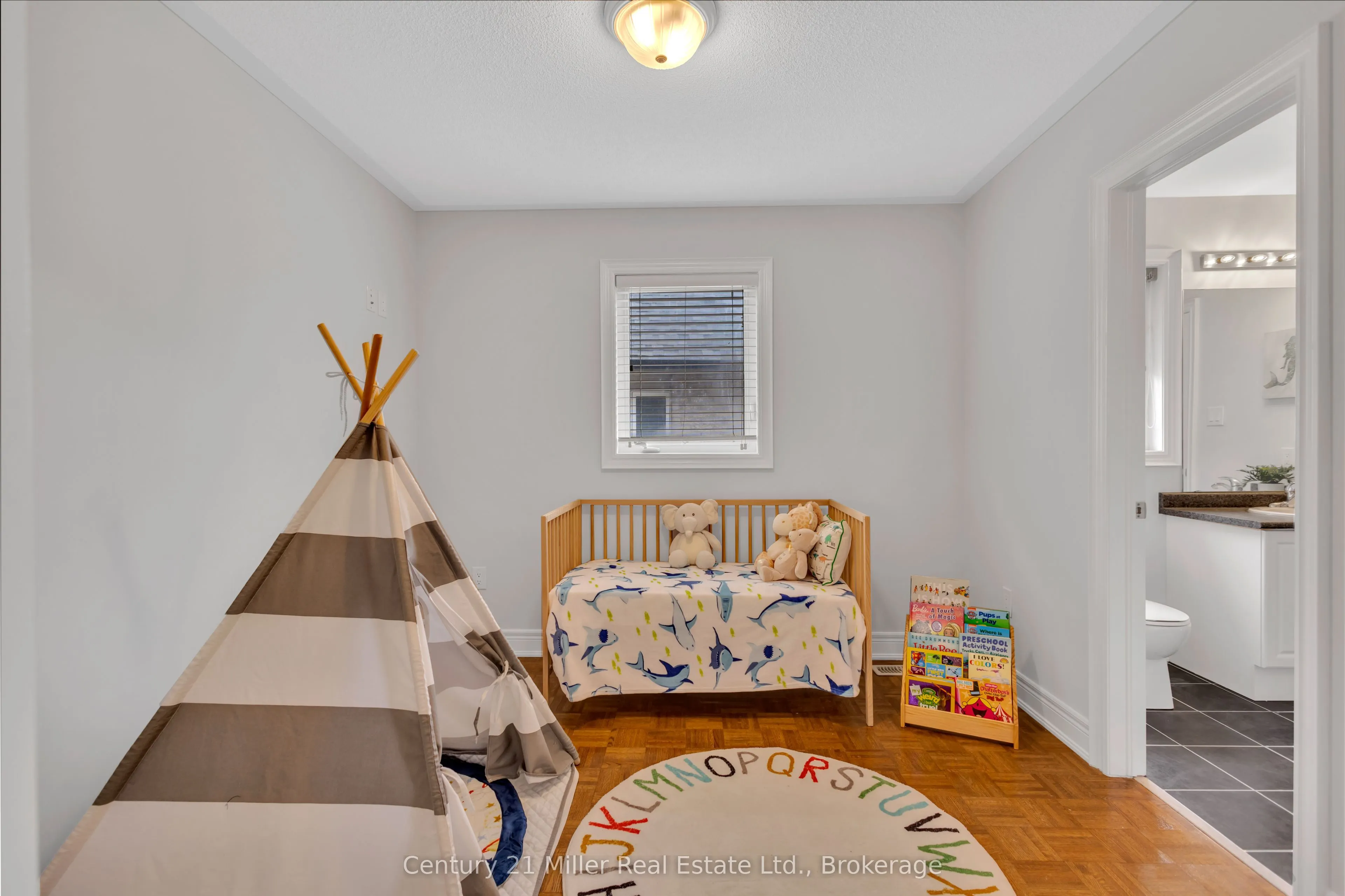 2241 Adirondak Trail