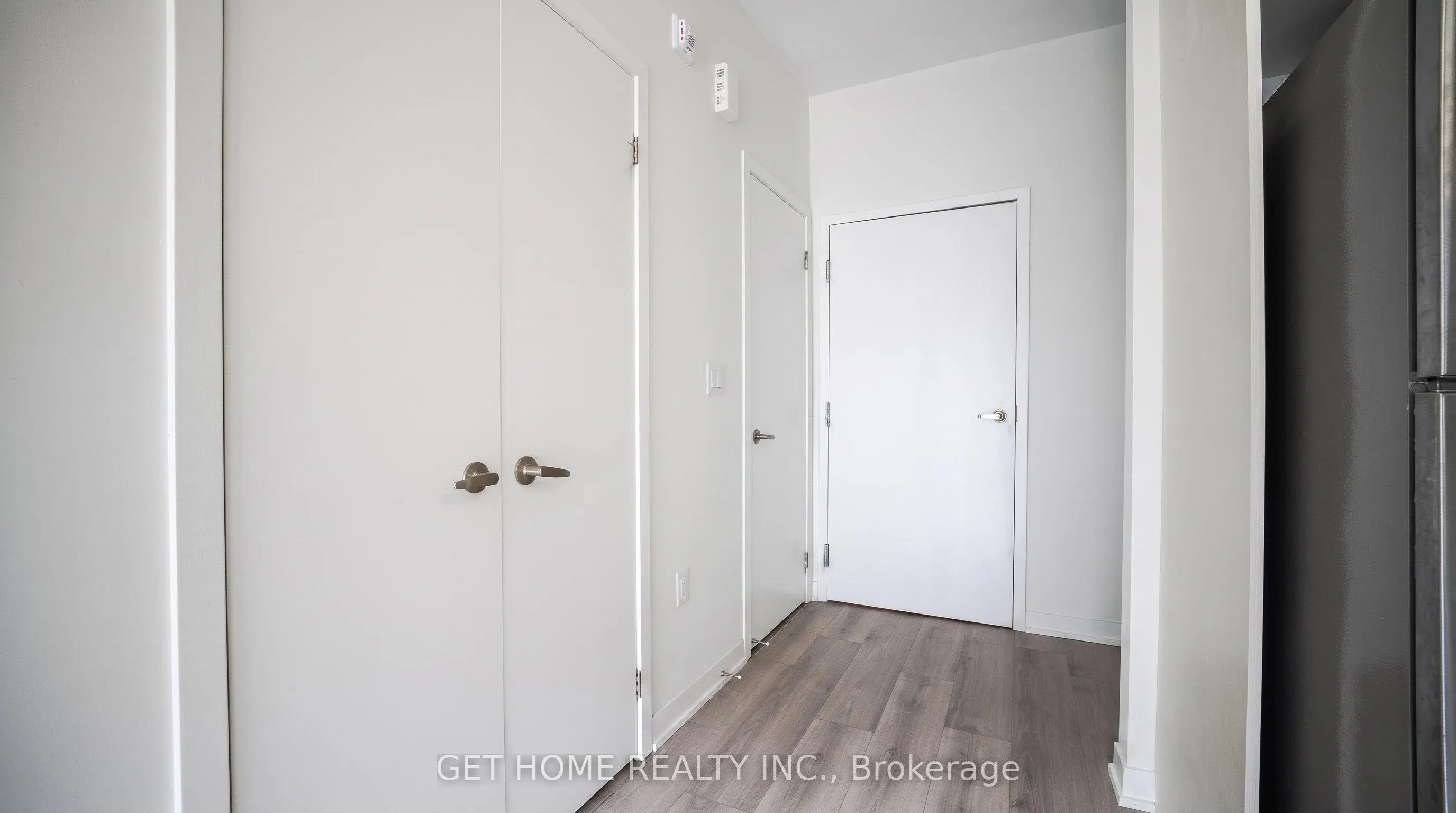 3415 Ridgeway Drive #5