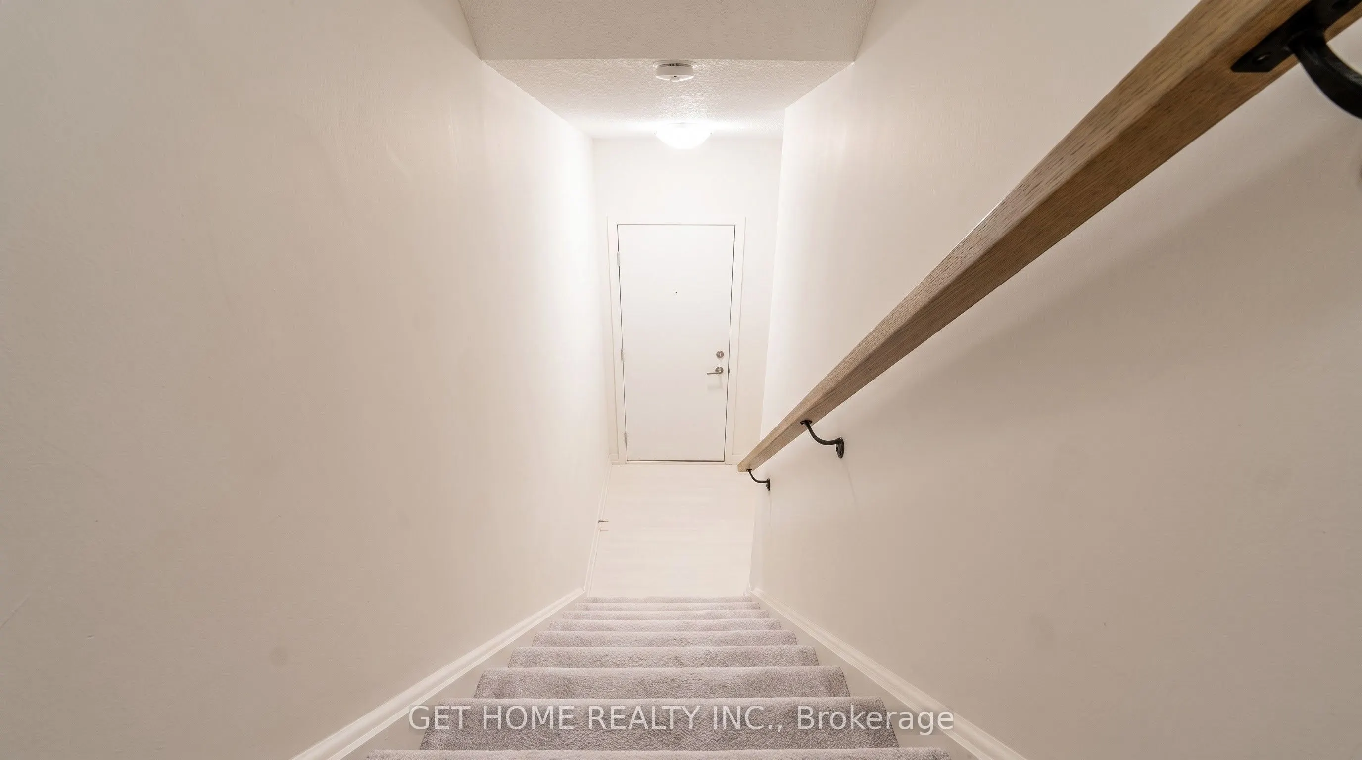 3415 Ridgeway Drive #5