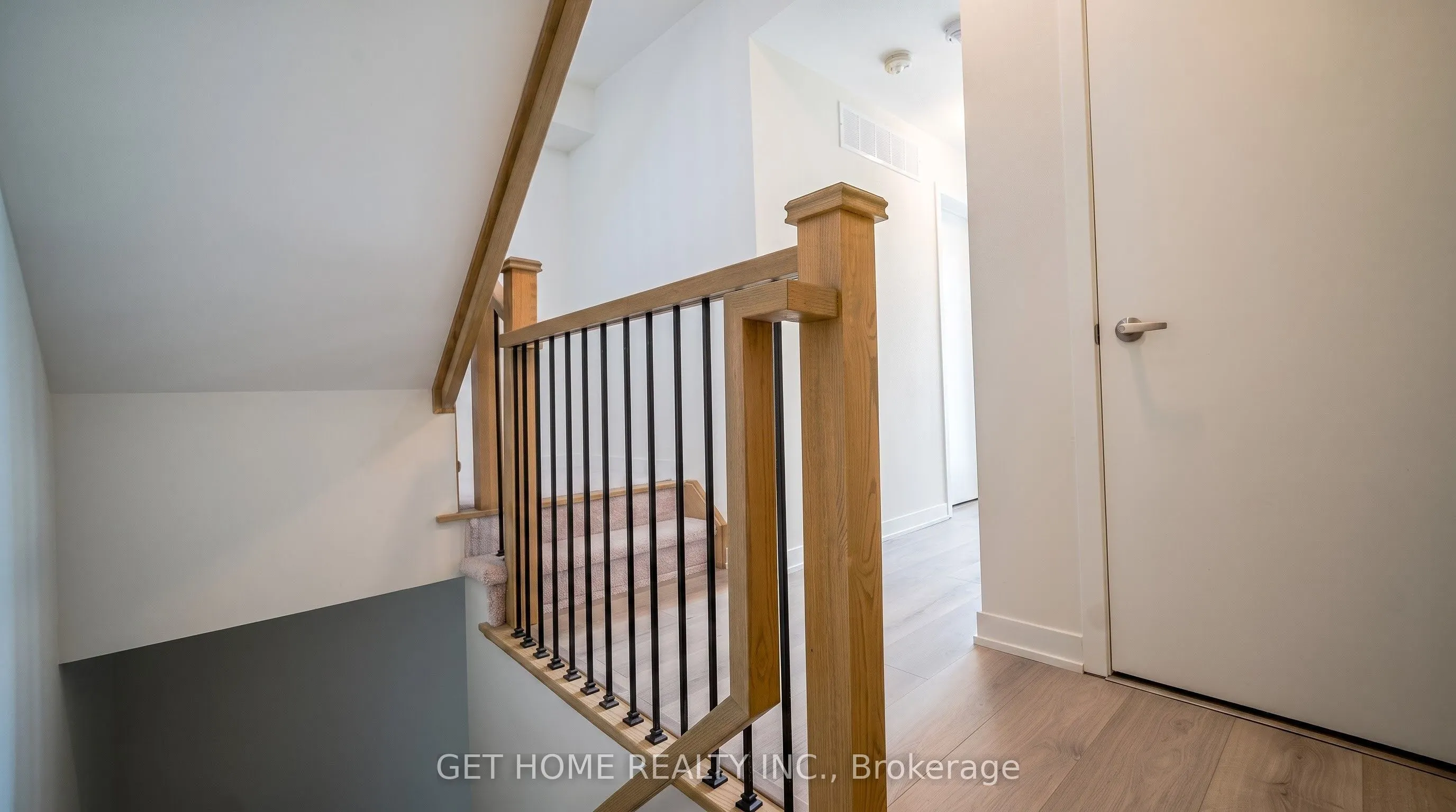 3415 Ridgeway Drive #5