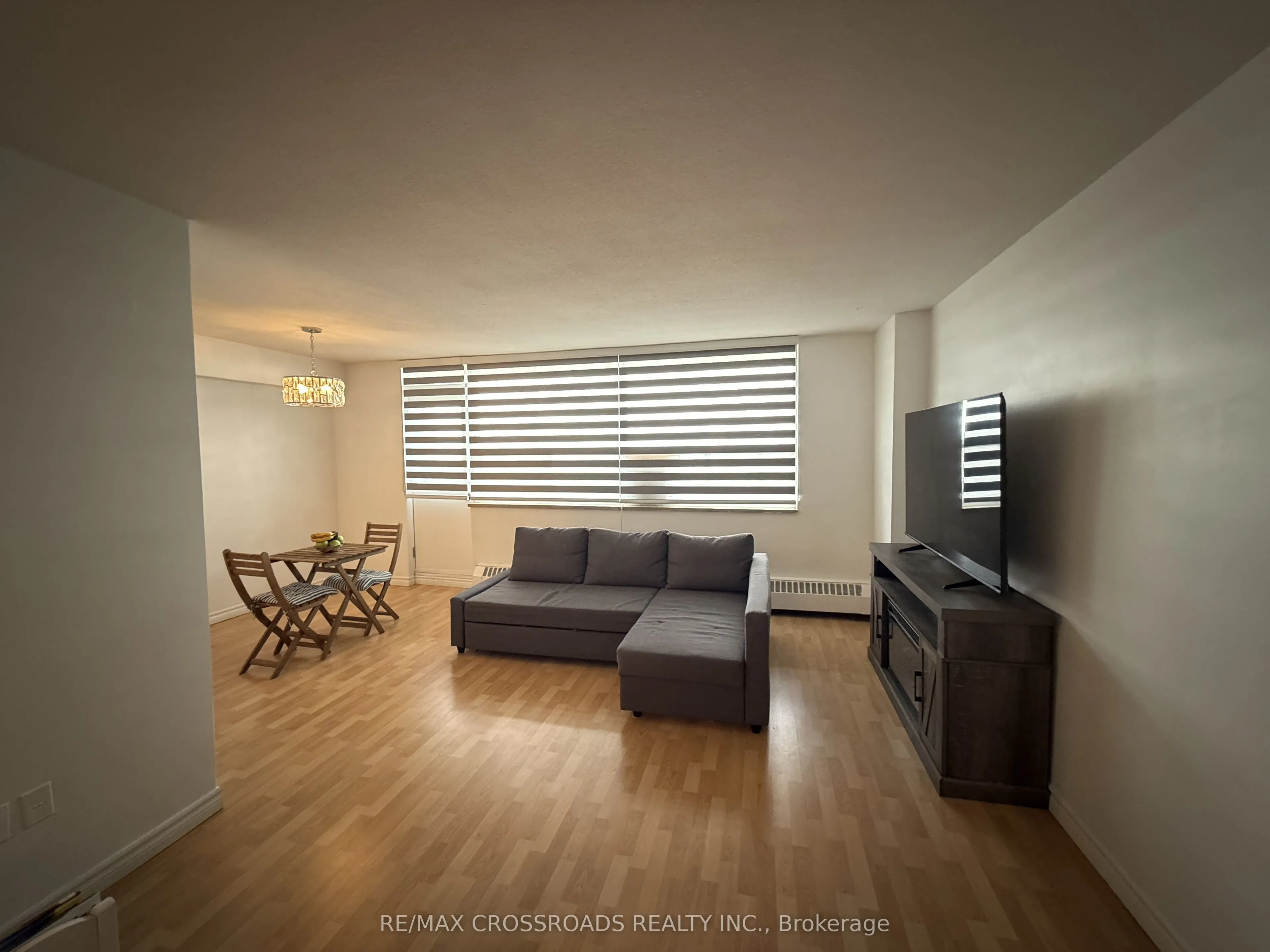 5 Frith Road #1004