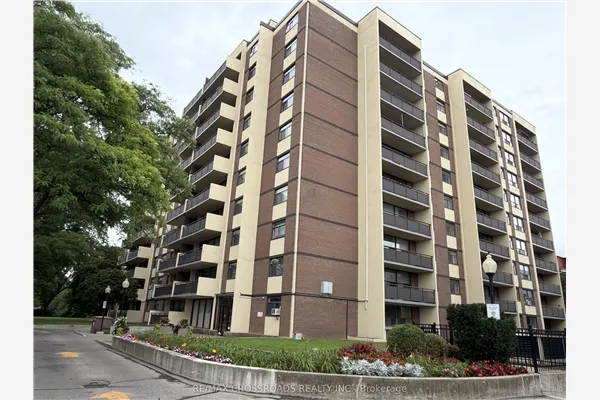 5 Frith Road #1004