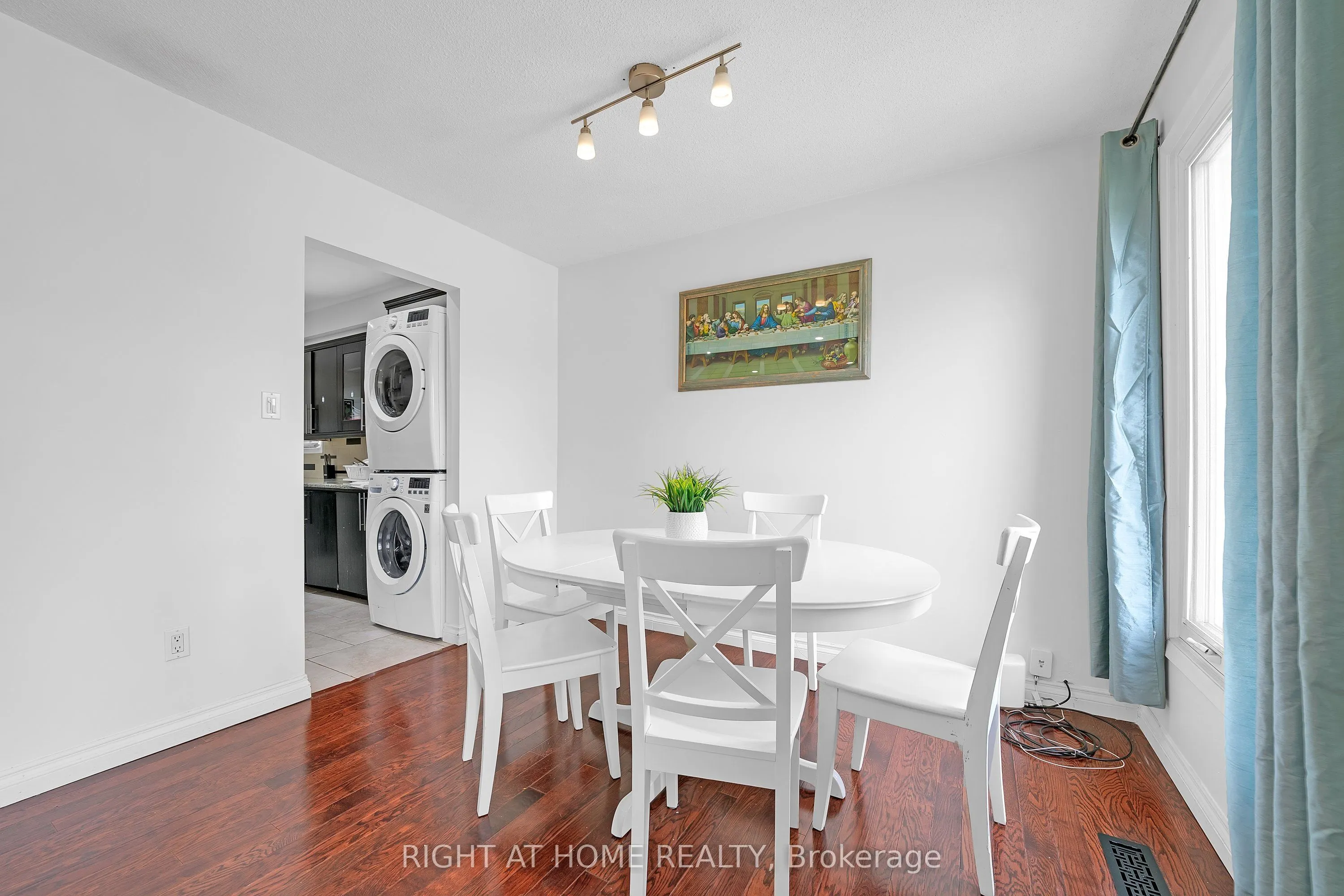 3241 Mccarthy Court
