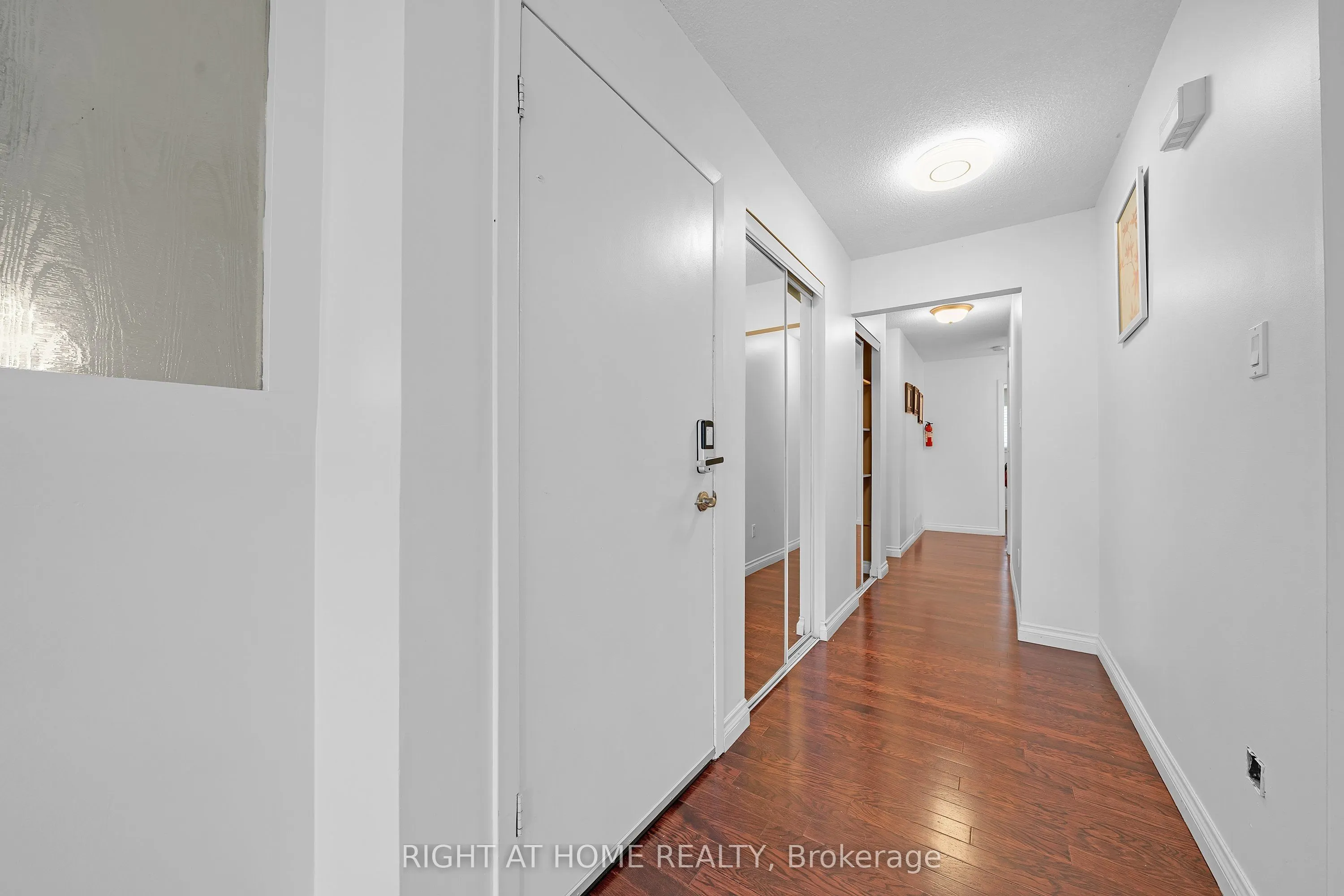 3241 Mccarthy Court