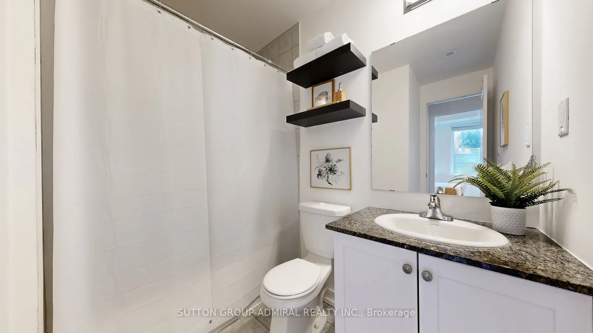 867 Wilson Avenue #1B