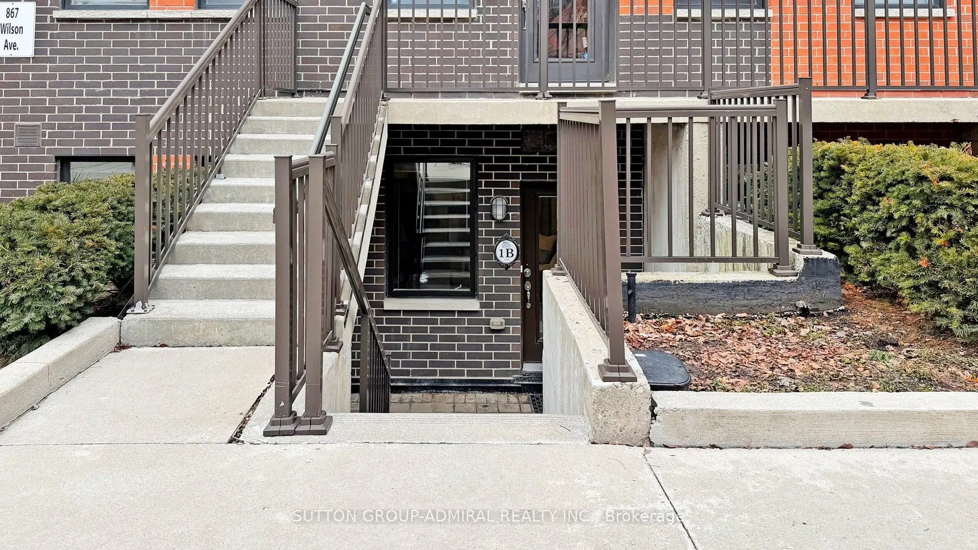 867 Wilson Avenue #1B