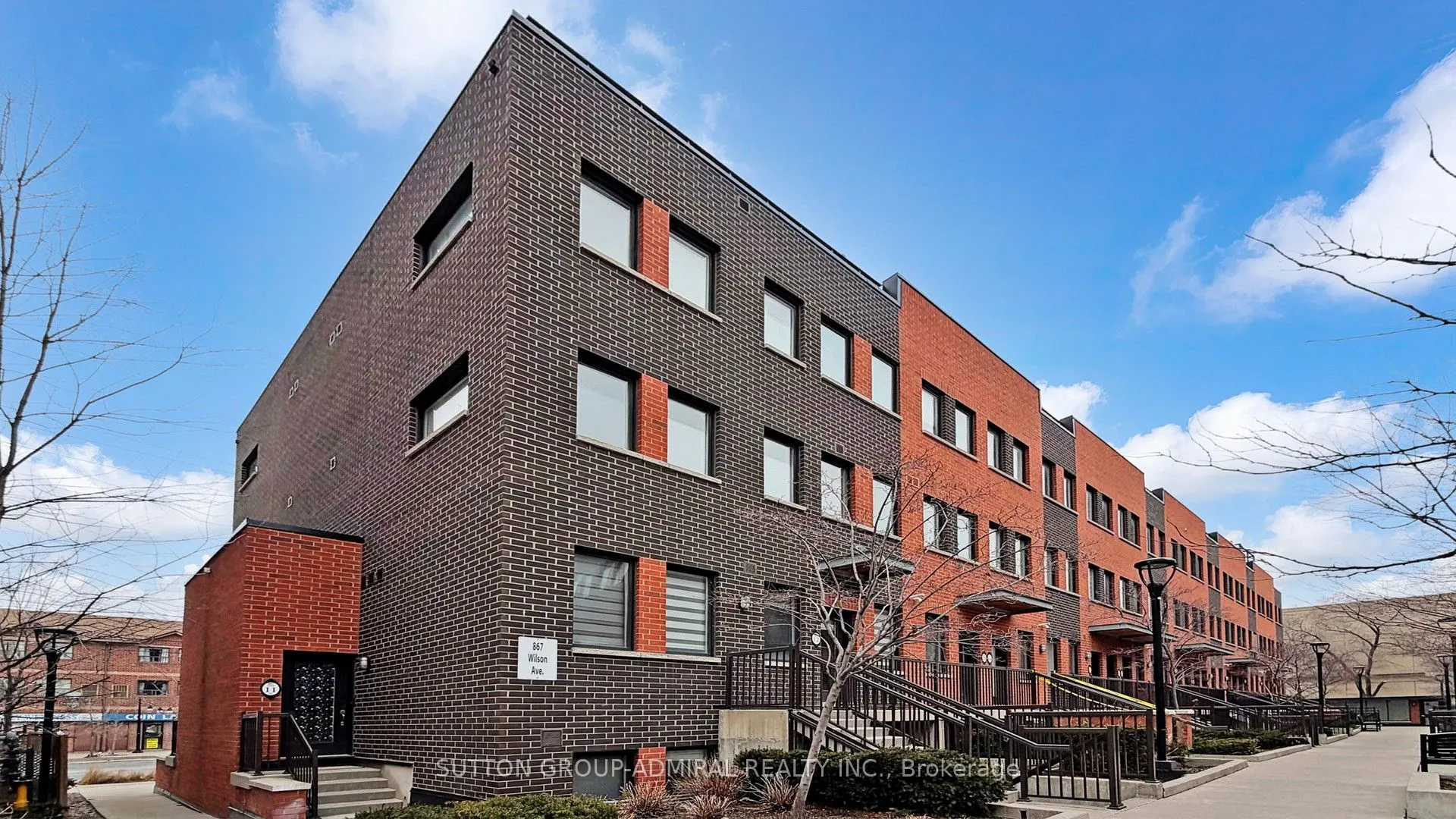 867 Wilson Avenue #1B