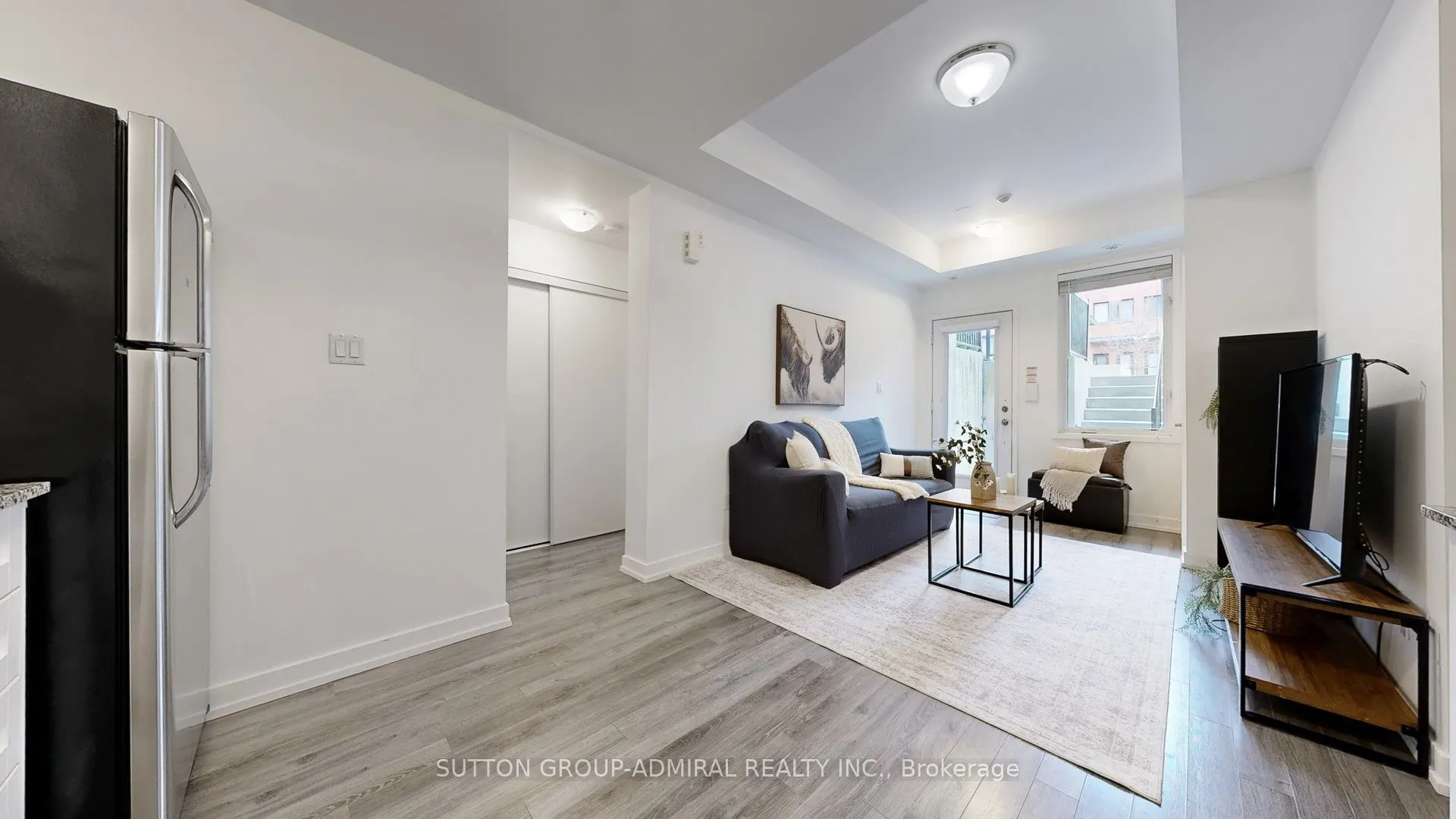 867 Wilson Avenue #1B