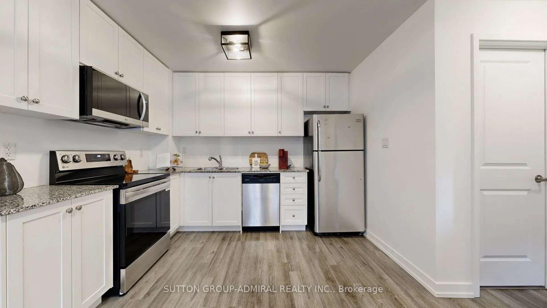 867 Wilson Avenue #1B