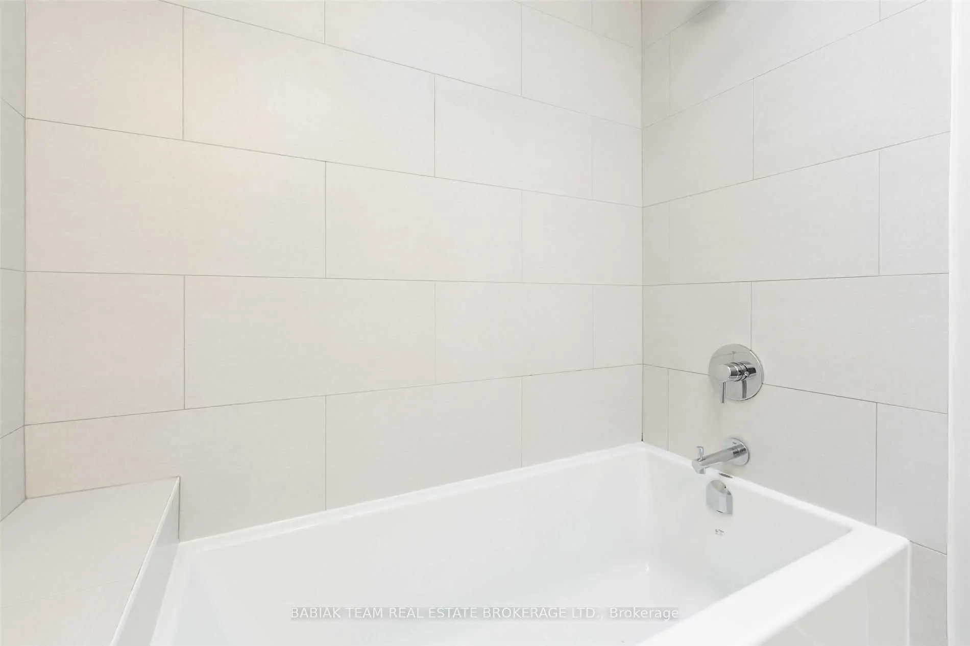 332 High Park Avenue #303