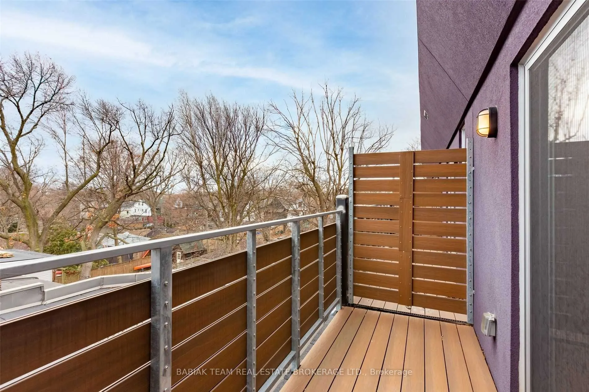 332 High Park Avenue #303