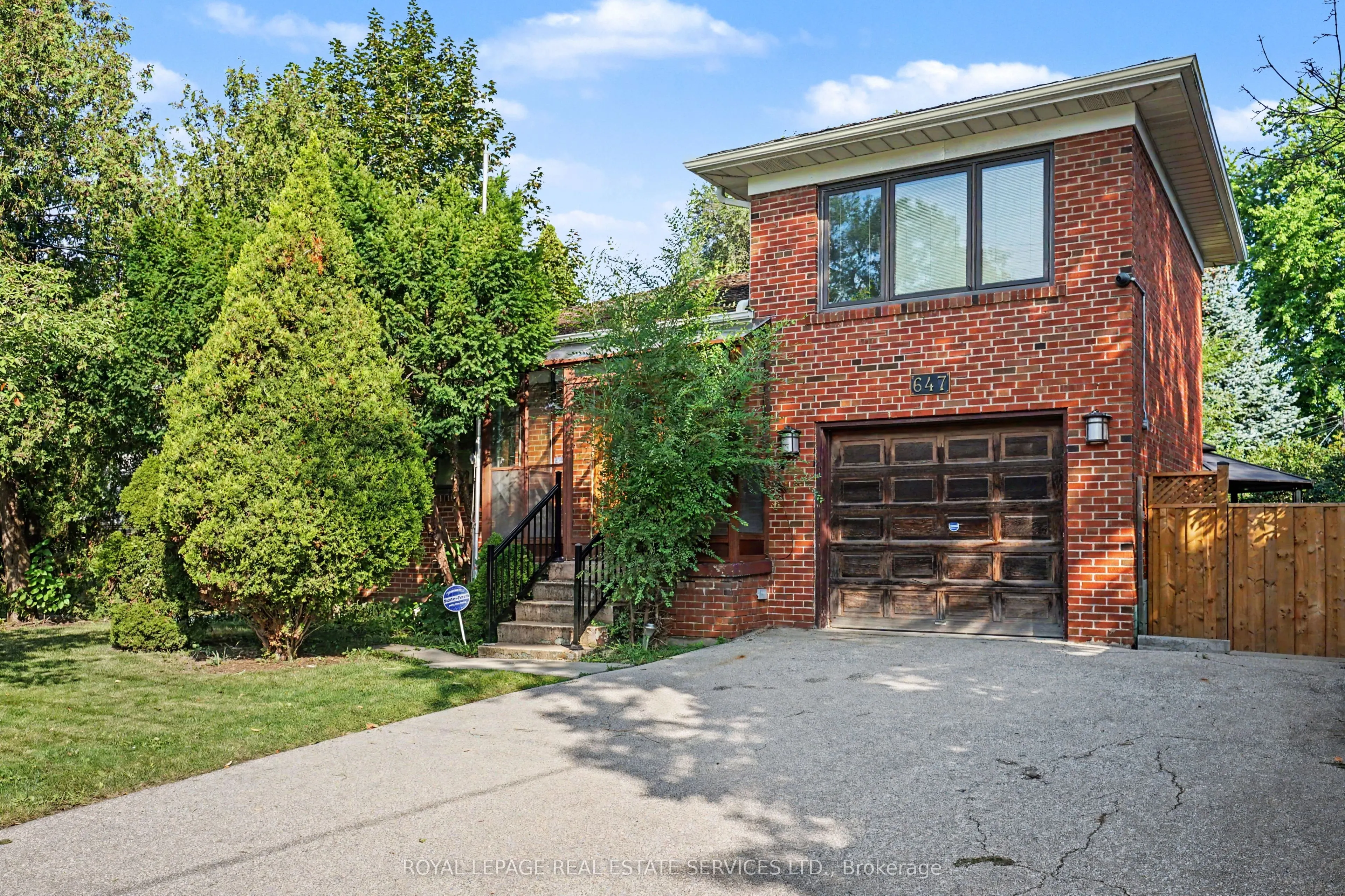 647 Burnhamthorpe Road