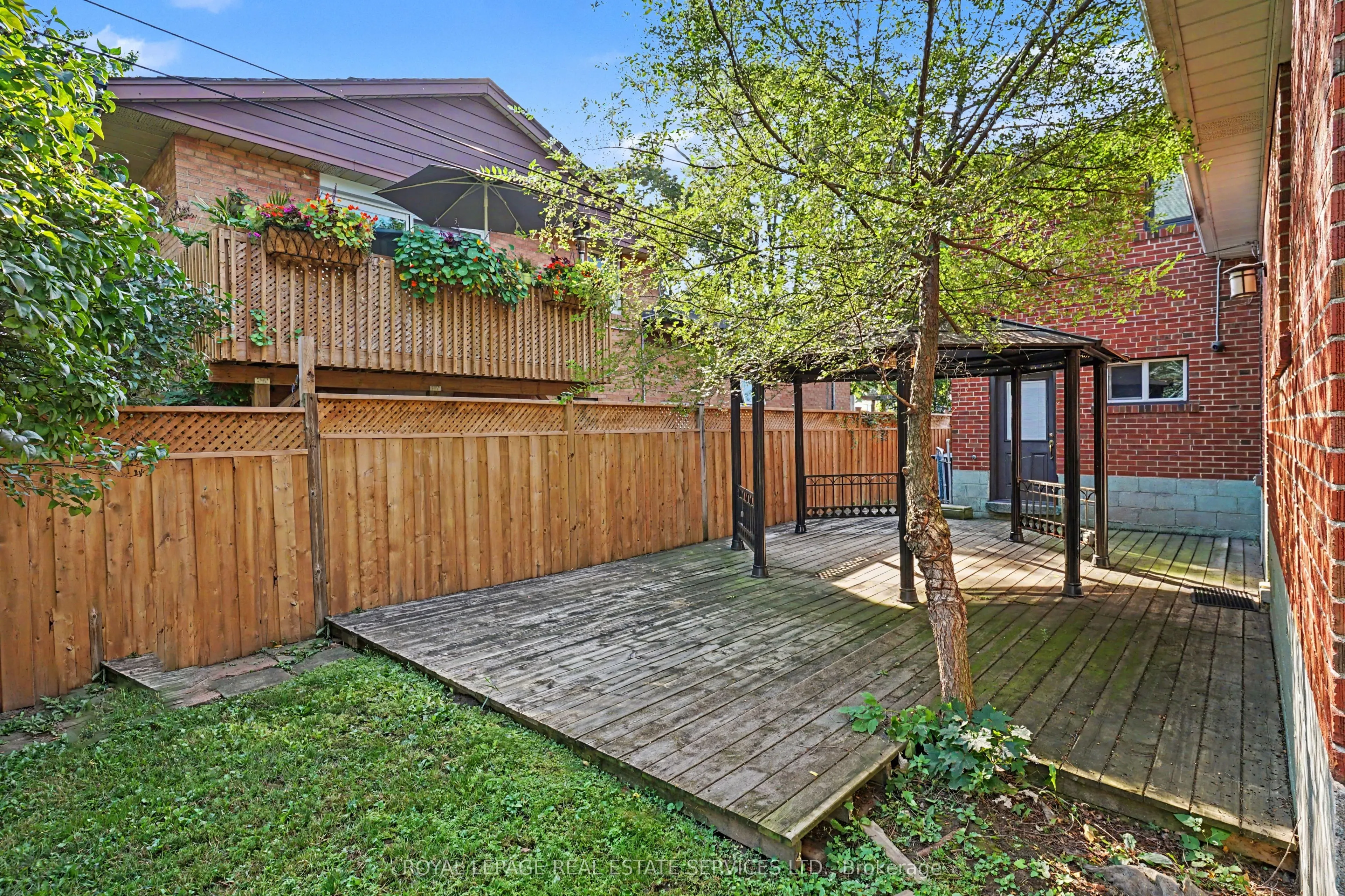 647 Burnhamthorpe Road