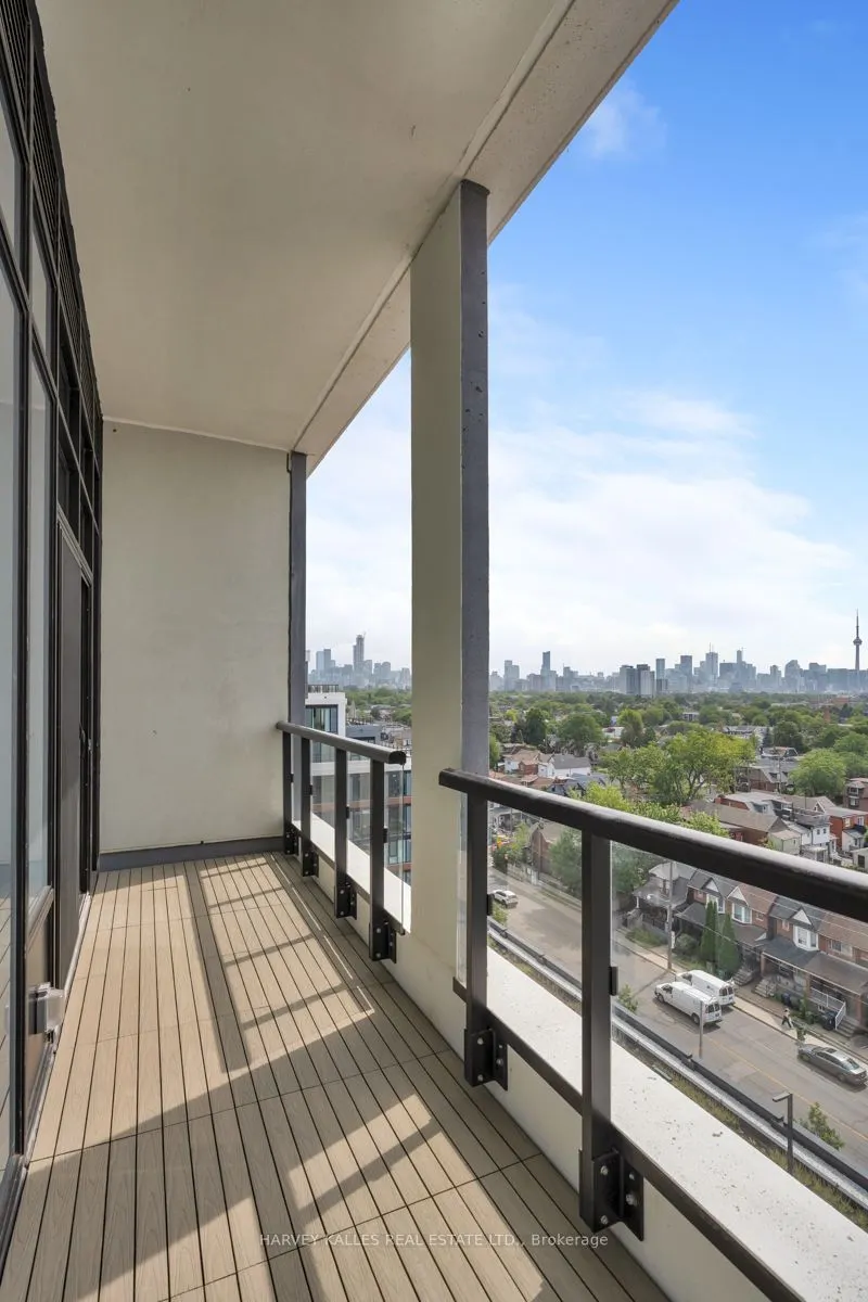 858 Dupont Street #PH37