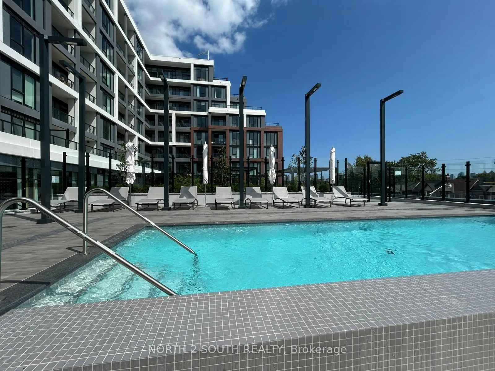 858 Dupont Street #529