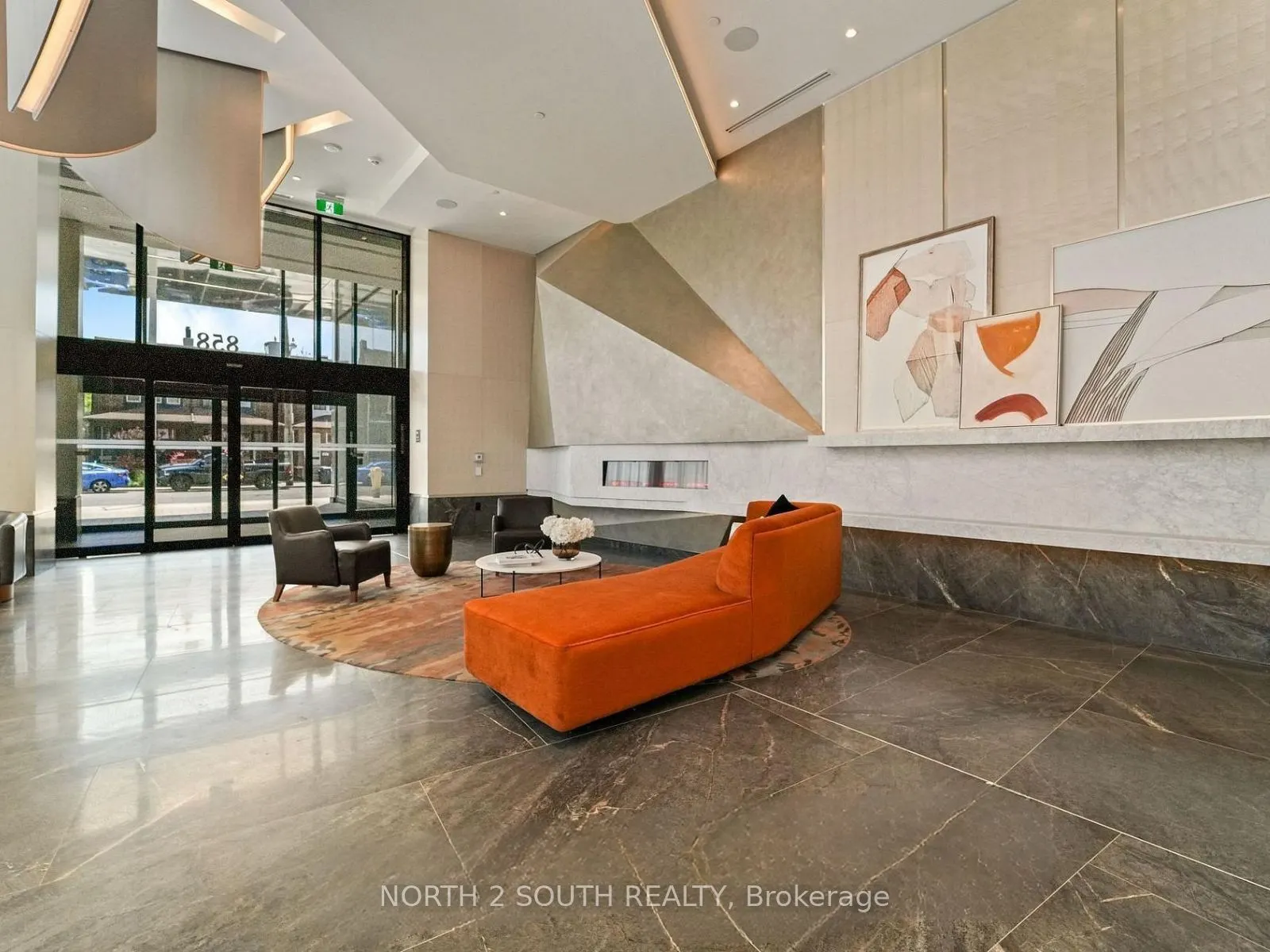 858 Dupont Street #529