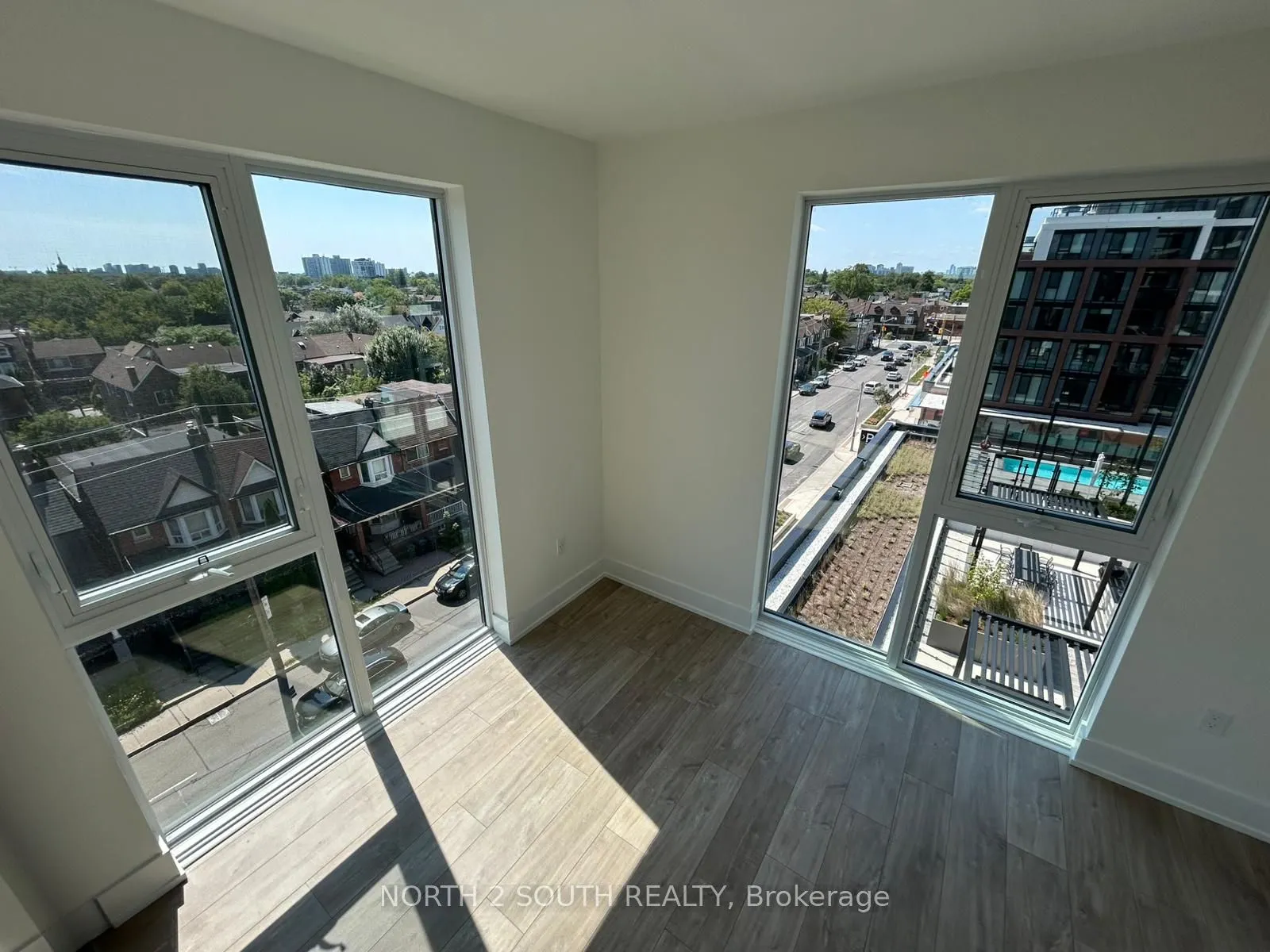 858 Dupont Street #529