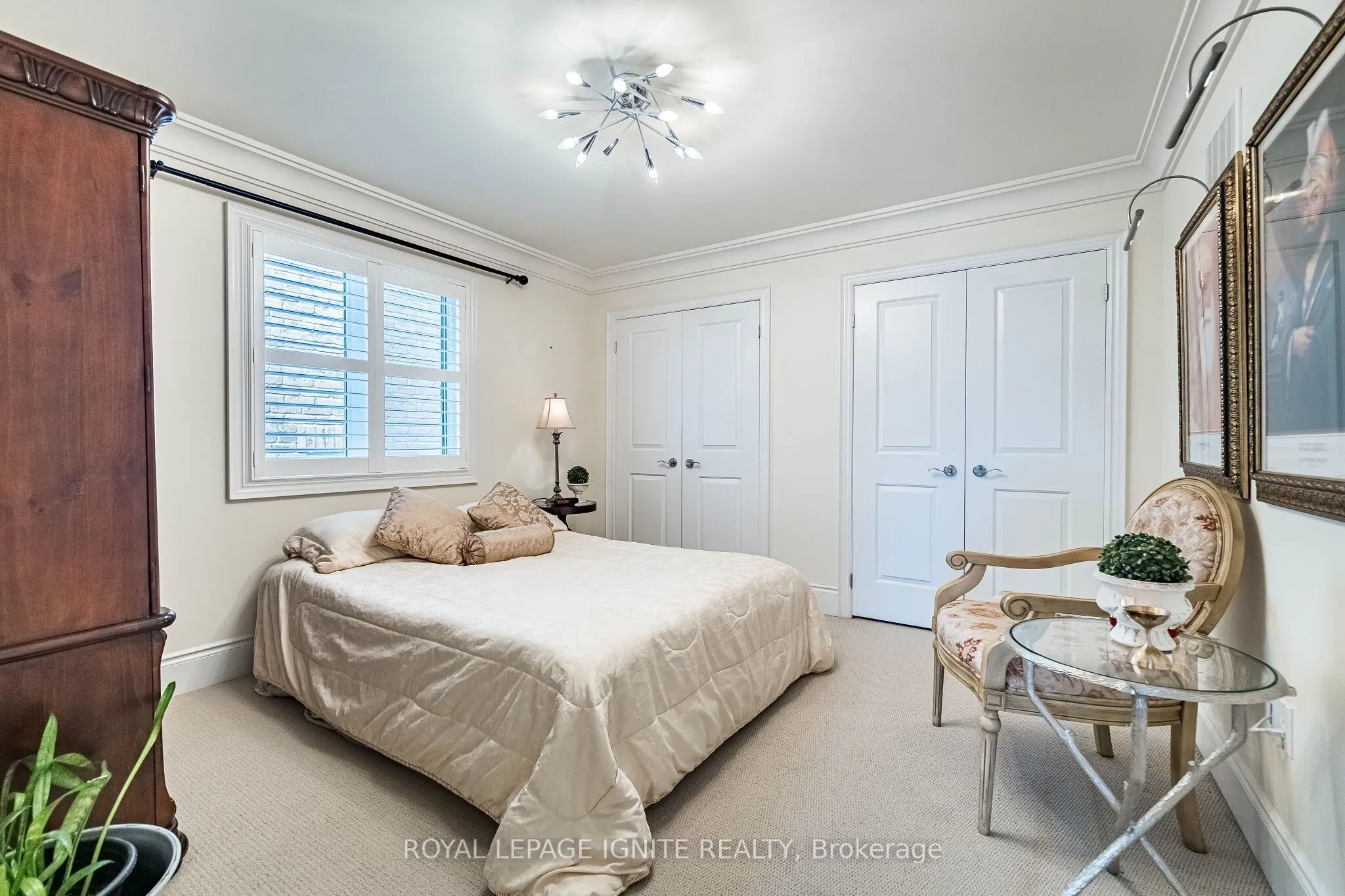 5 Stellar Avenue