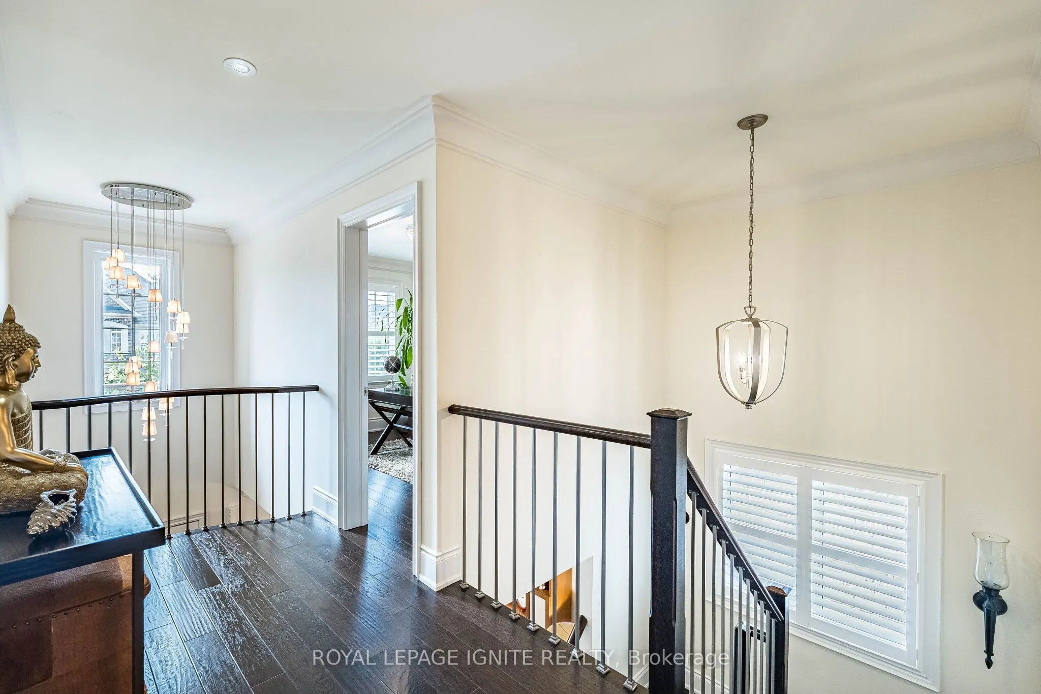 5 Stellar Avenue