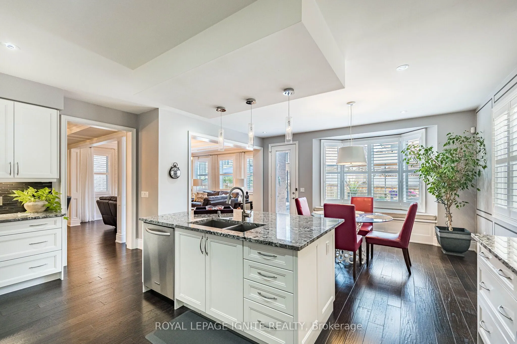 5 Stellar Avenue