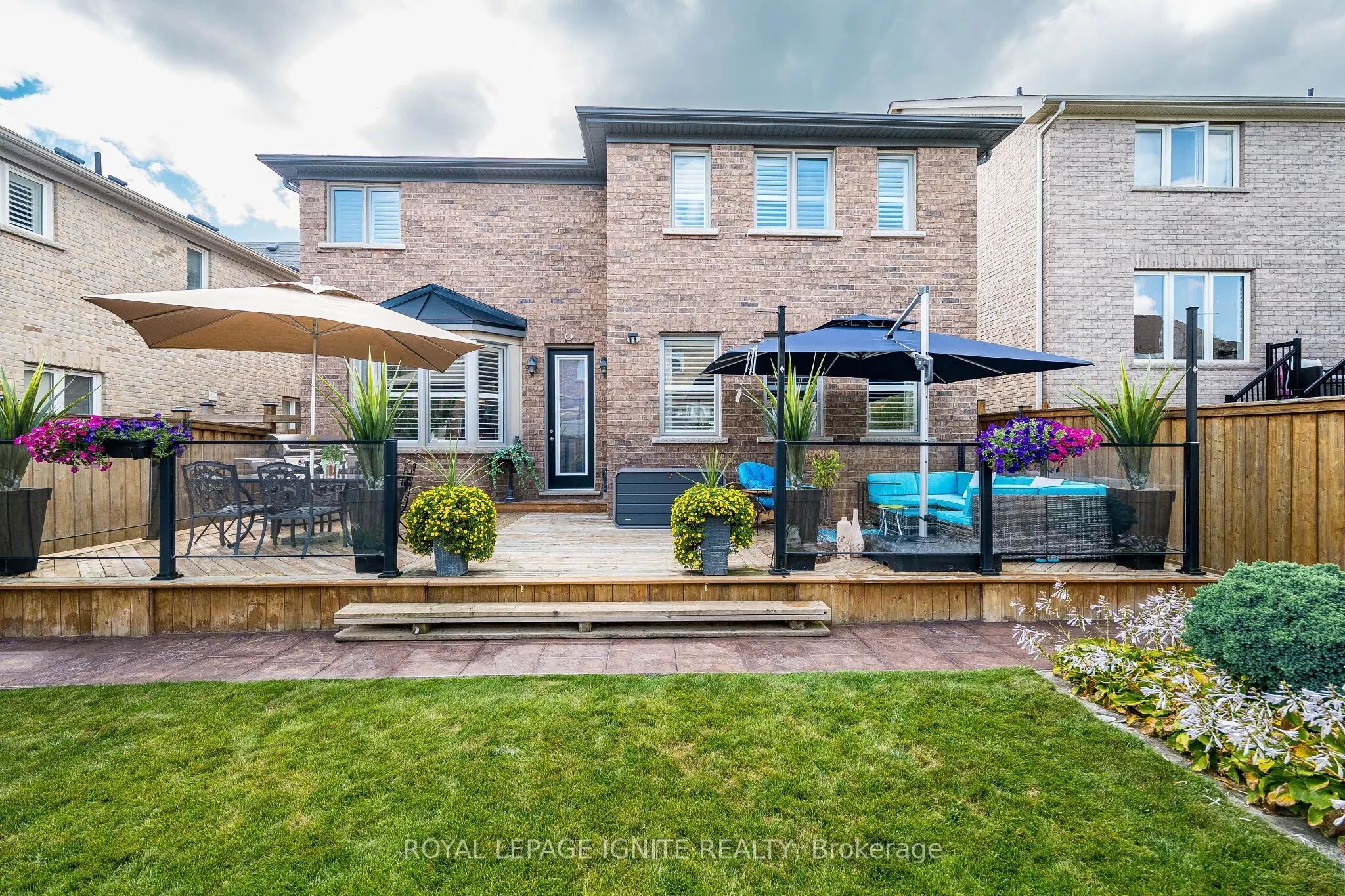 5 Stellar Avenue