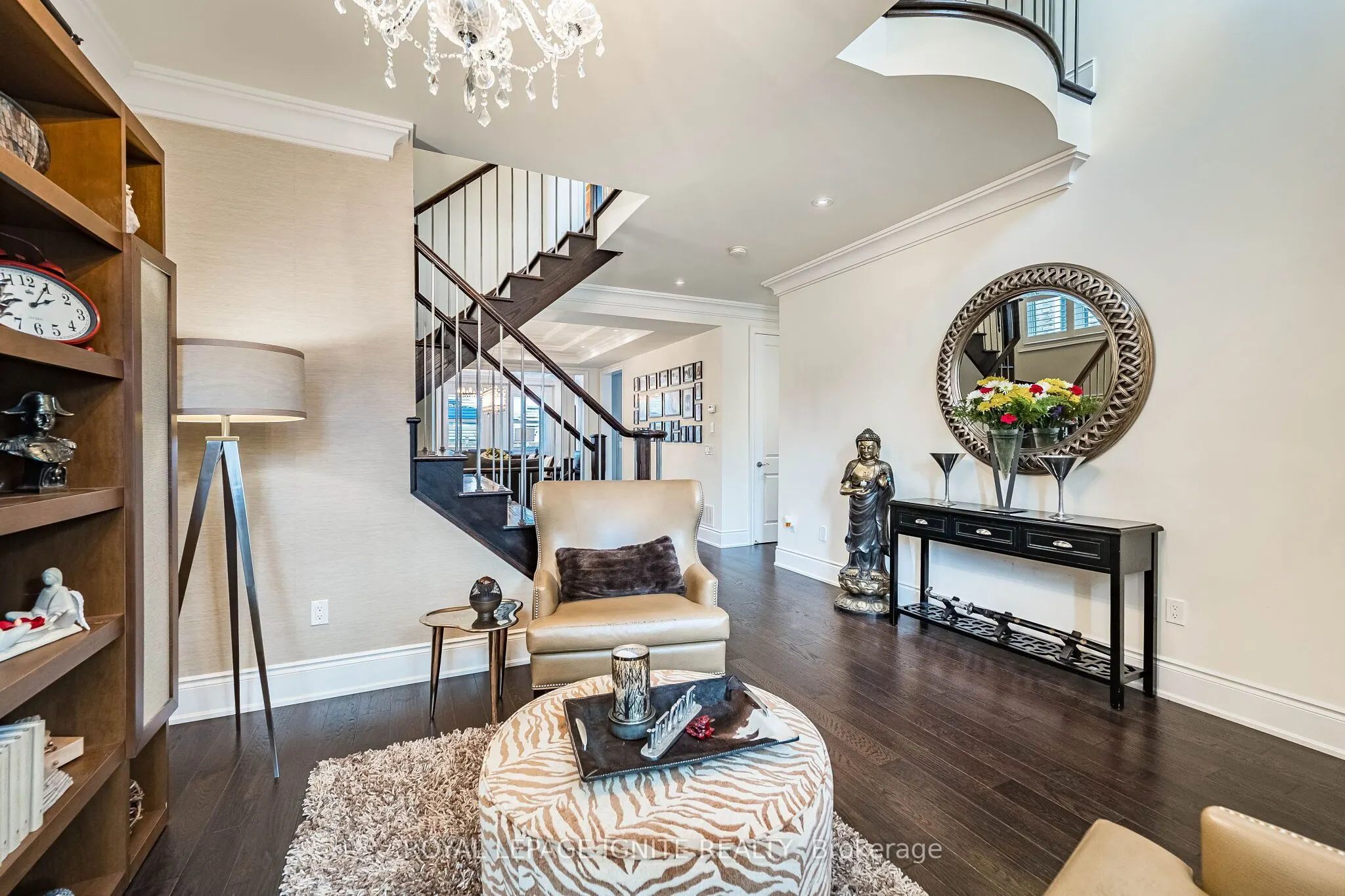 5 Stellar Avenue