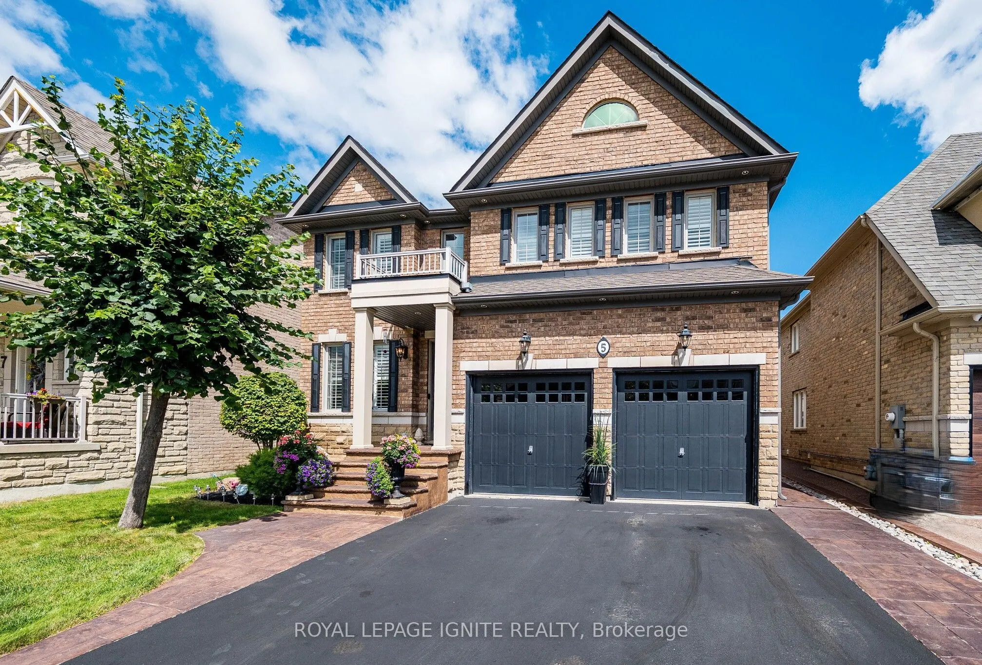 5 Stellar Avenue