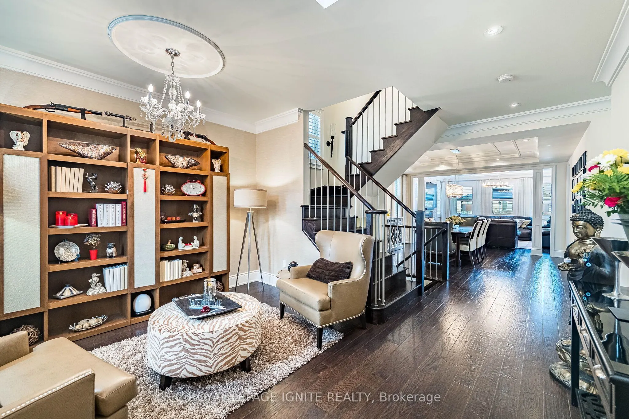 5 Stellar Avenue