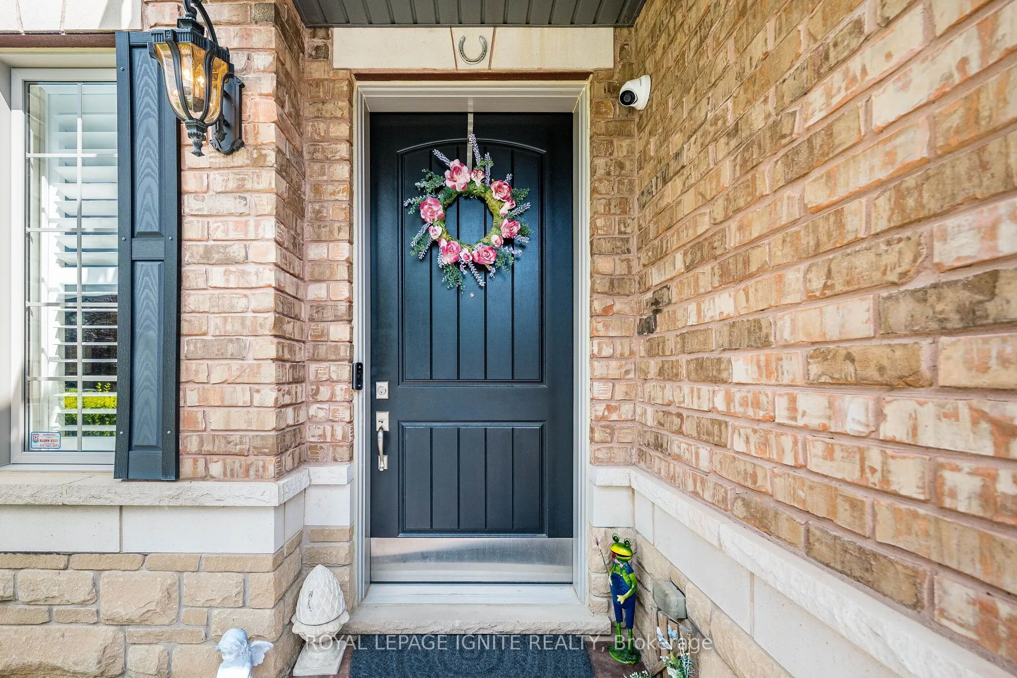 5 Stellar Avenue