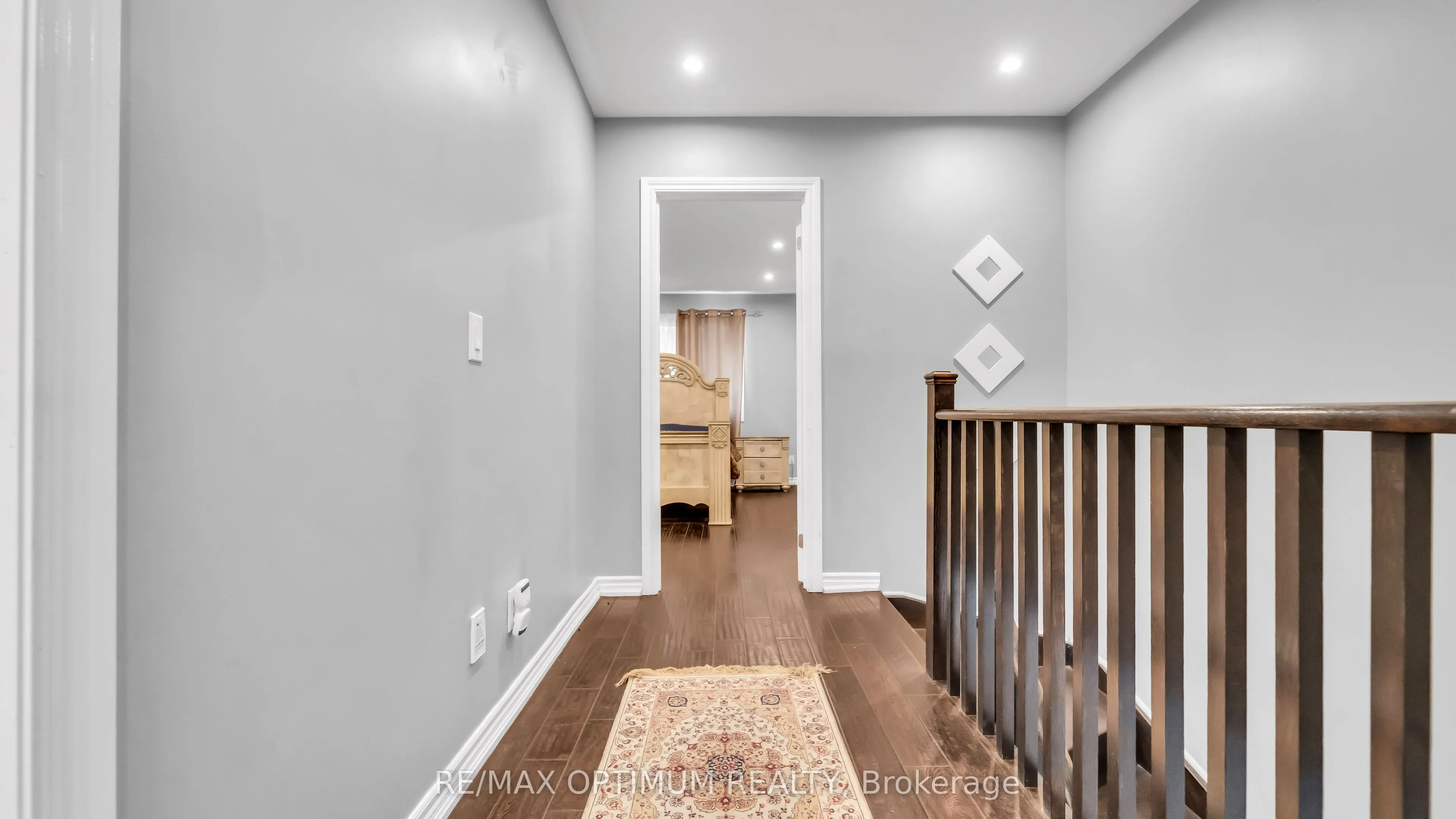 151 Cedar Lake Crescent #33