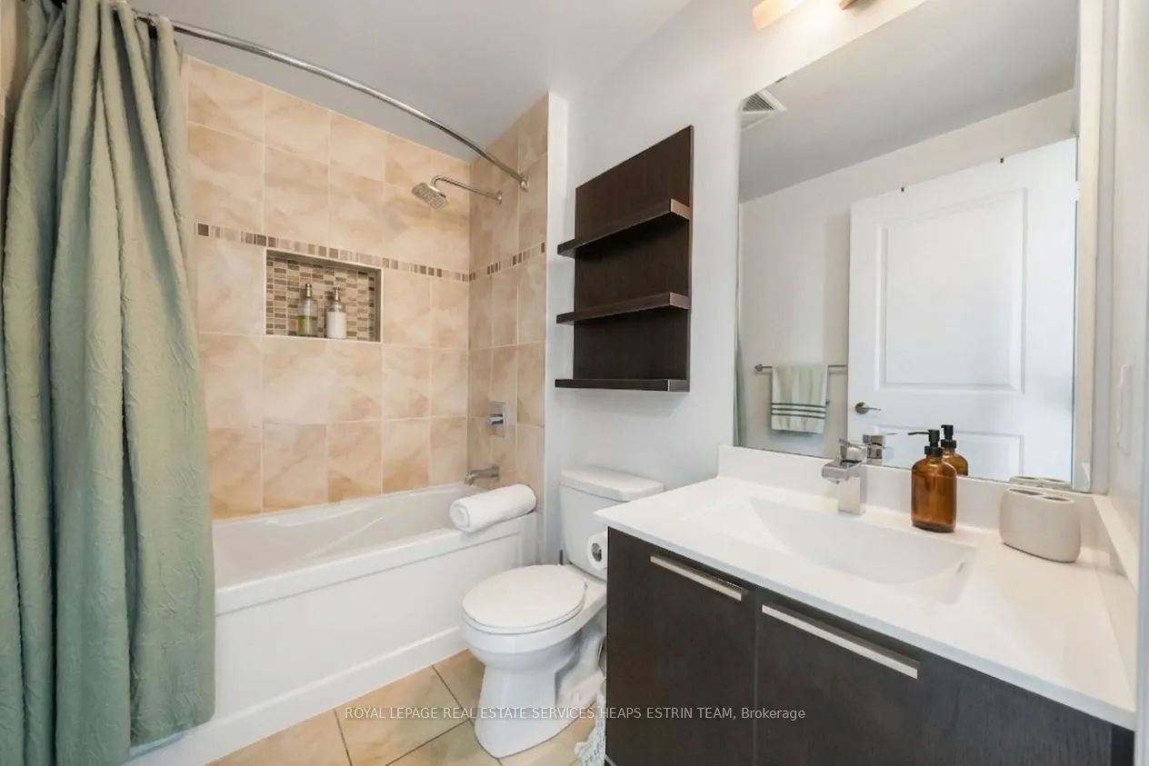 16 Brookers Lane #3301