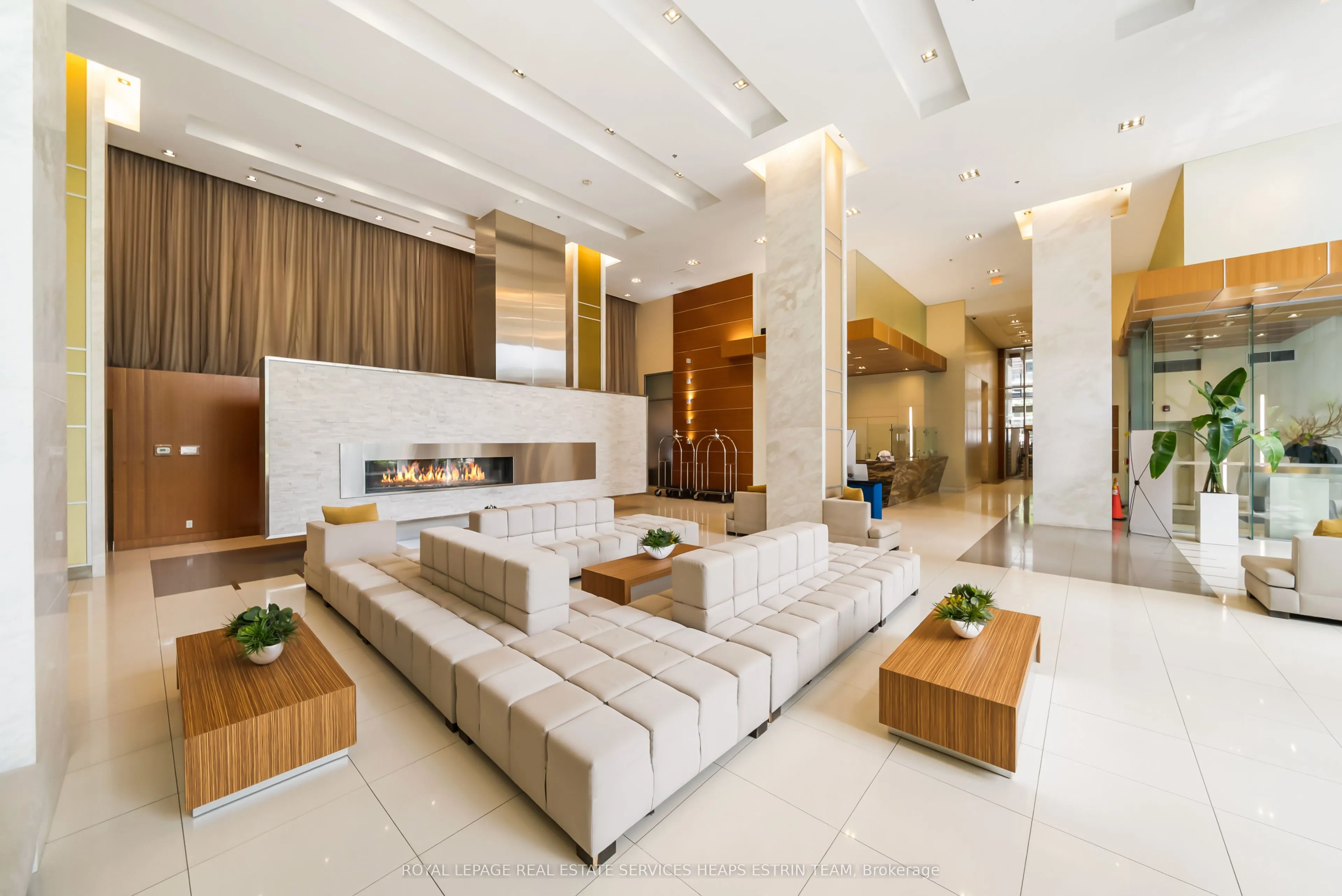 16 Brookers Lane #3301