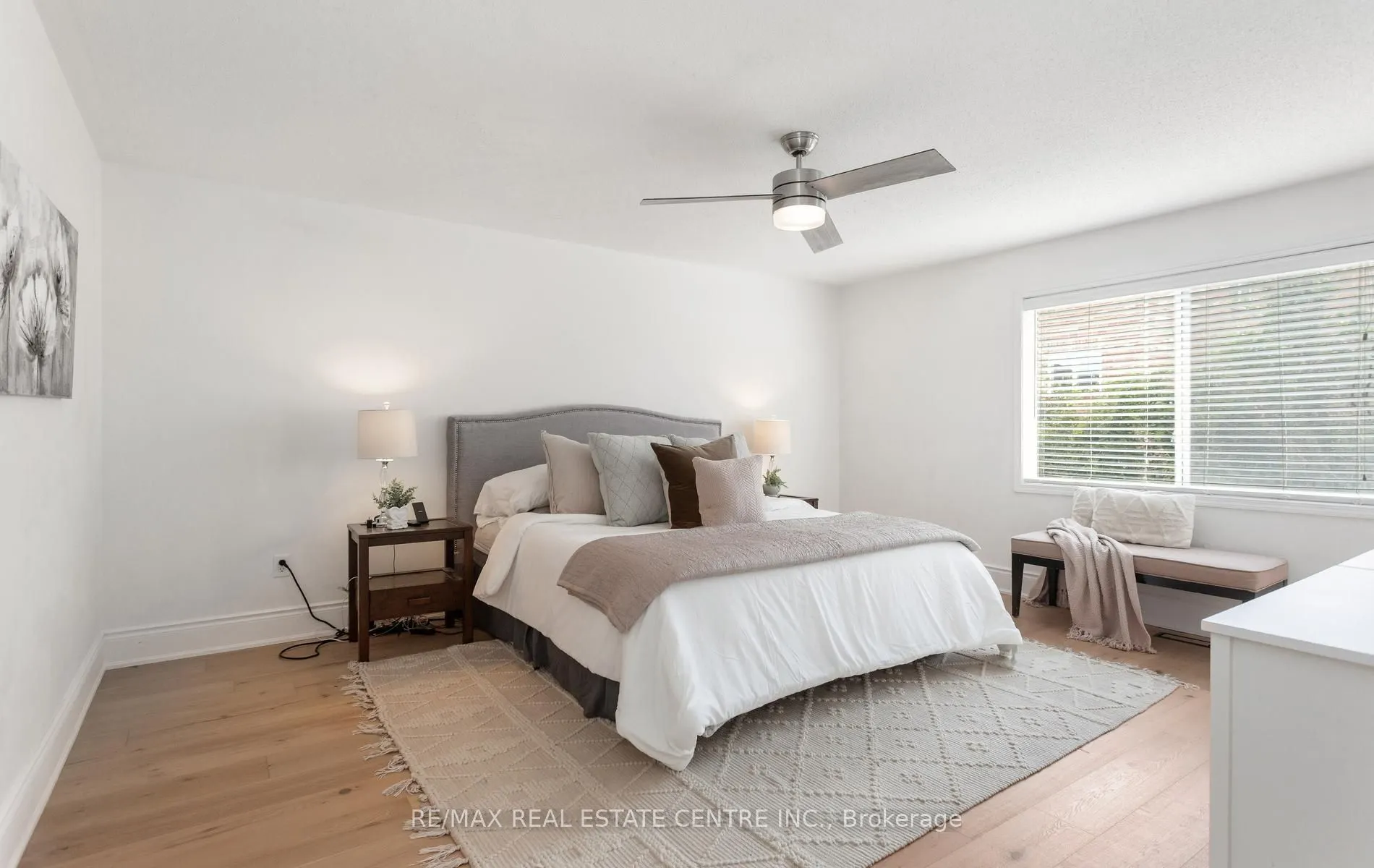 54 Apple Blossom Crescent
