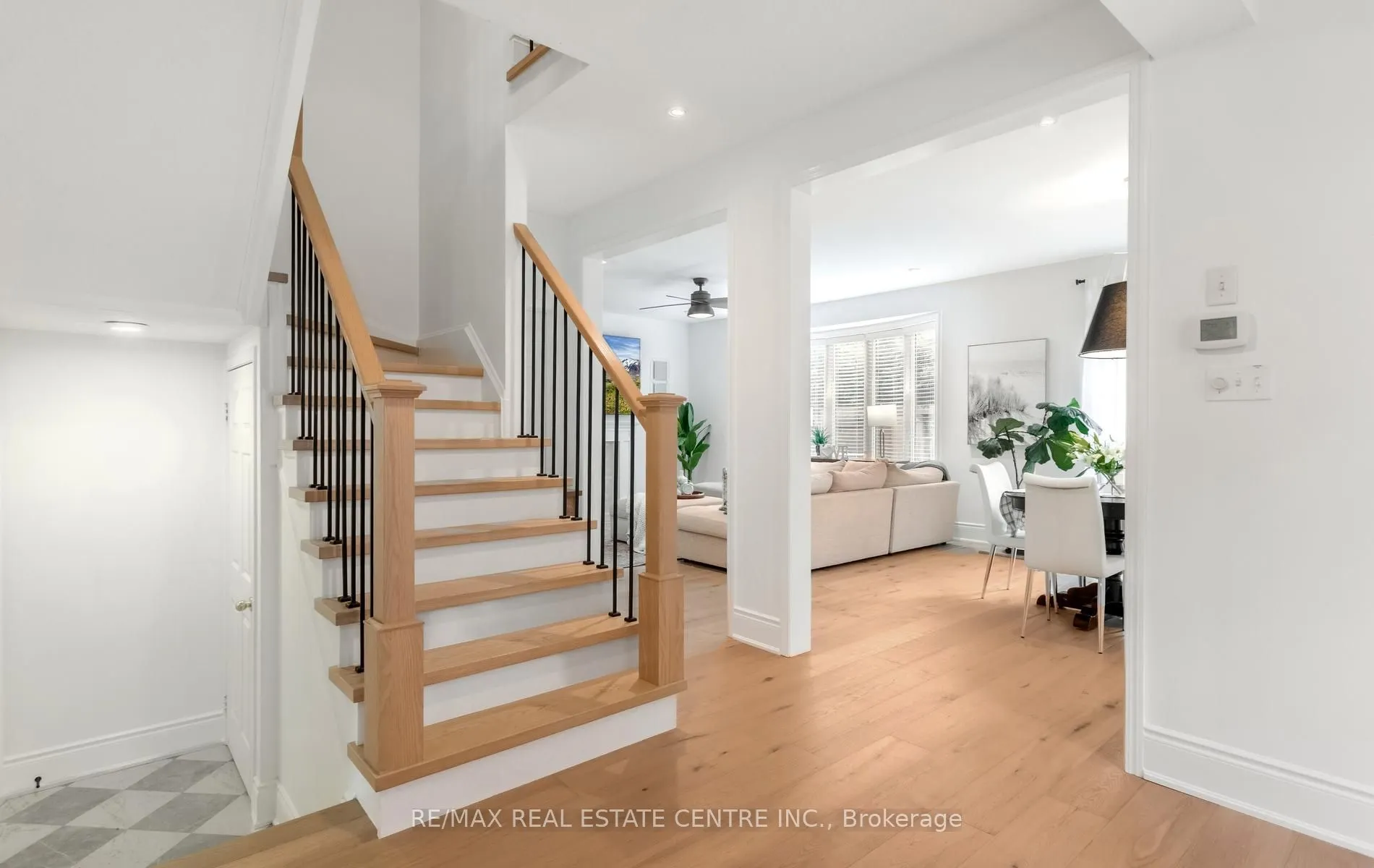 54 Apple Blossom Crescent