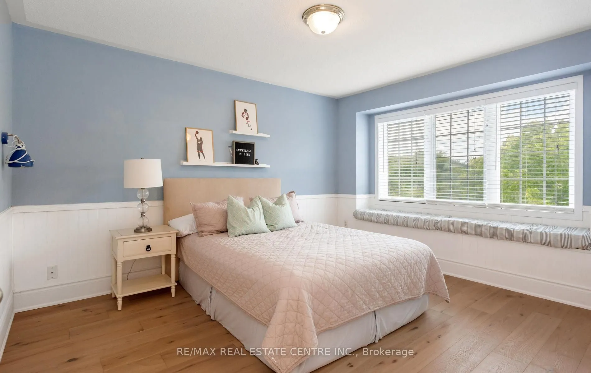 54 Apple Blossom Crescent