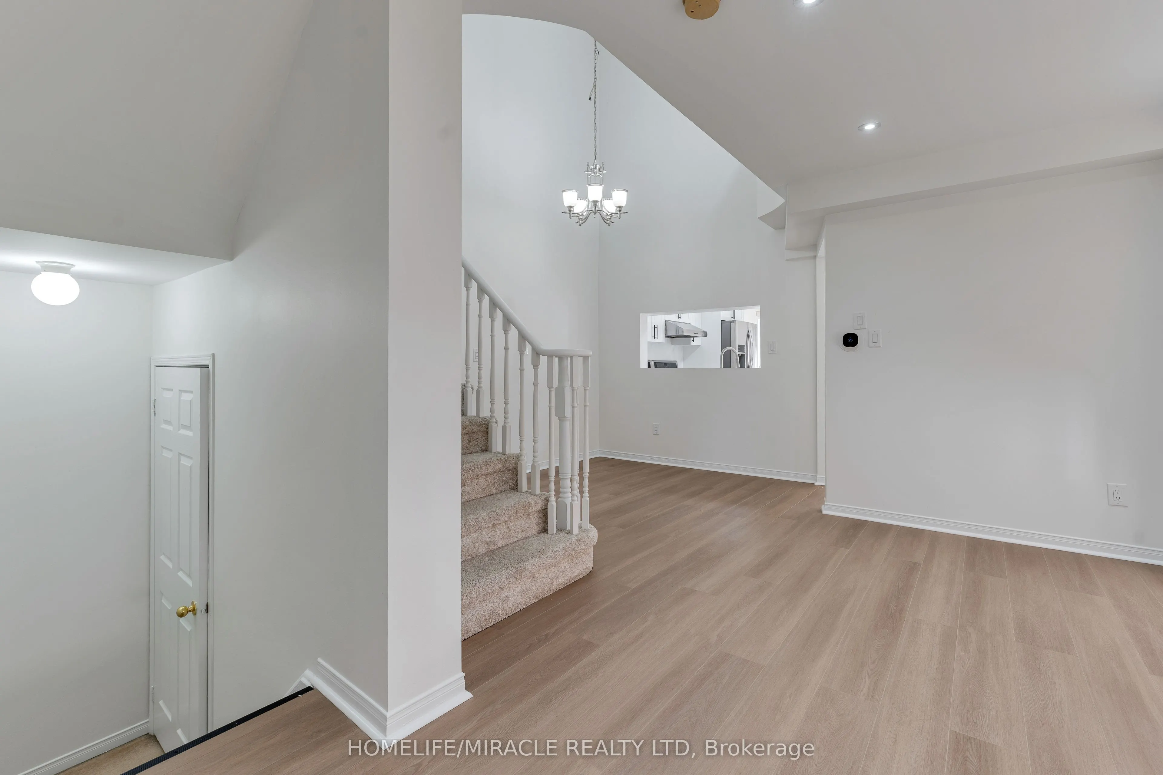 4191 Goldenrod Crescent
