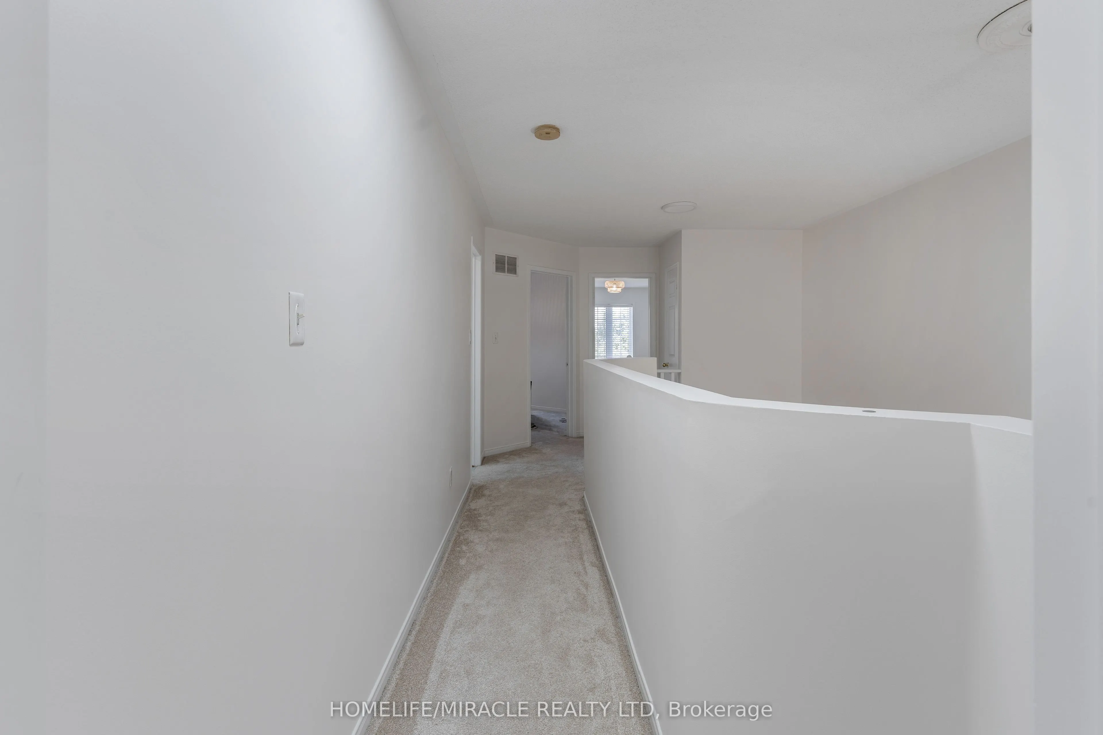 4191 Goldenrod Crescent