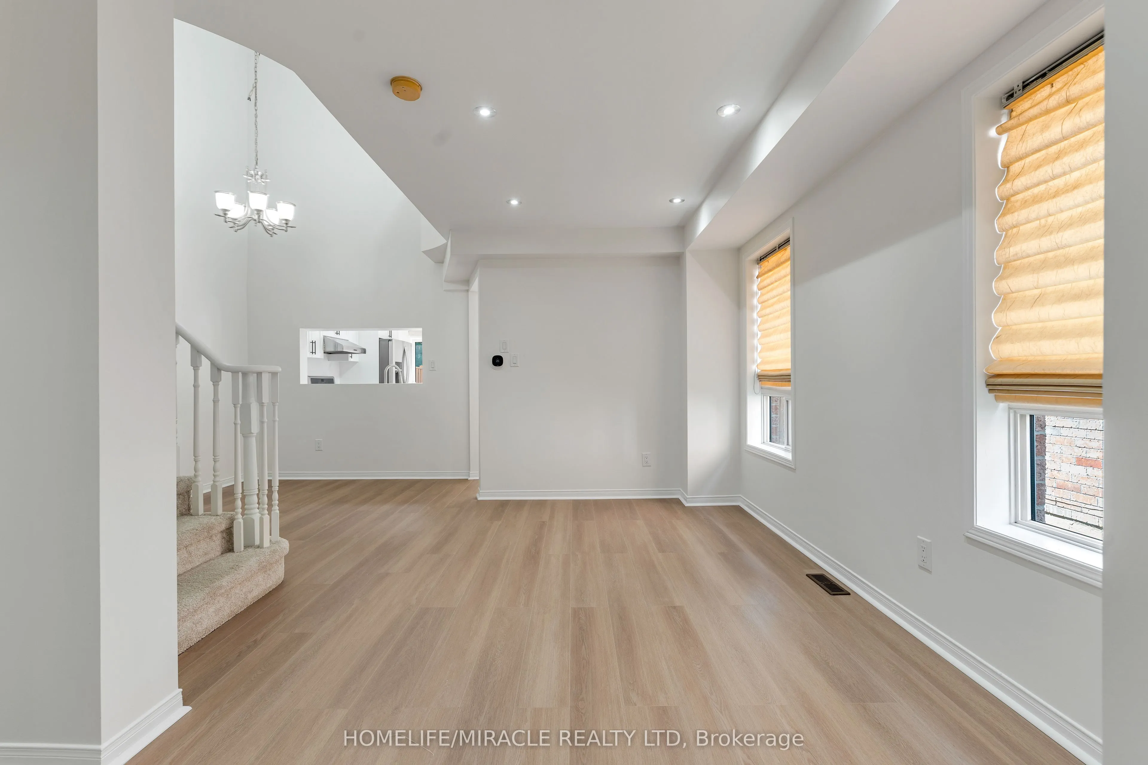 4191 Goldenrod Crescent