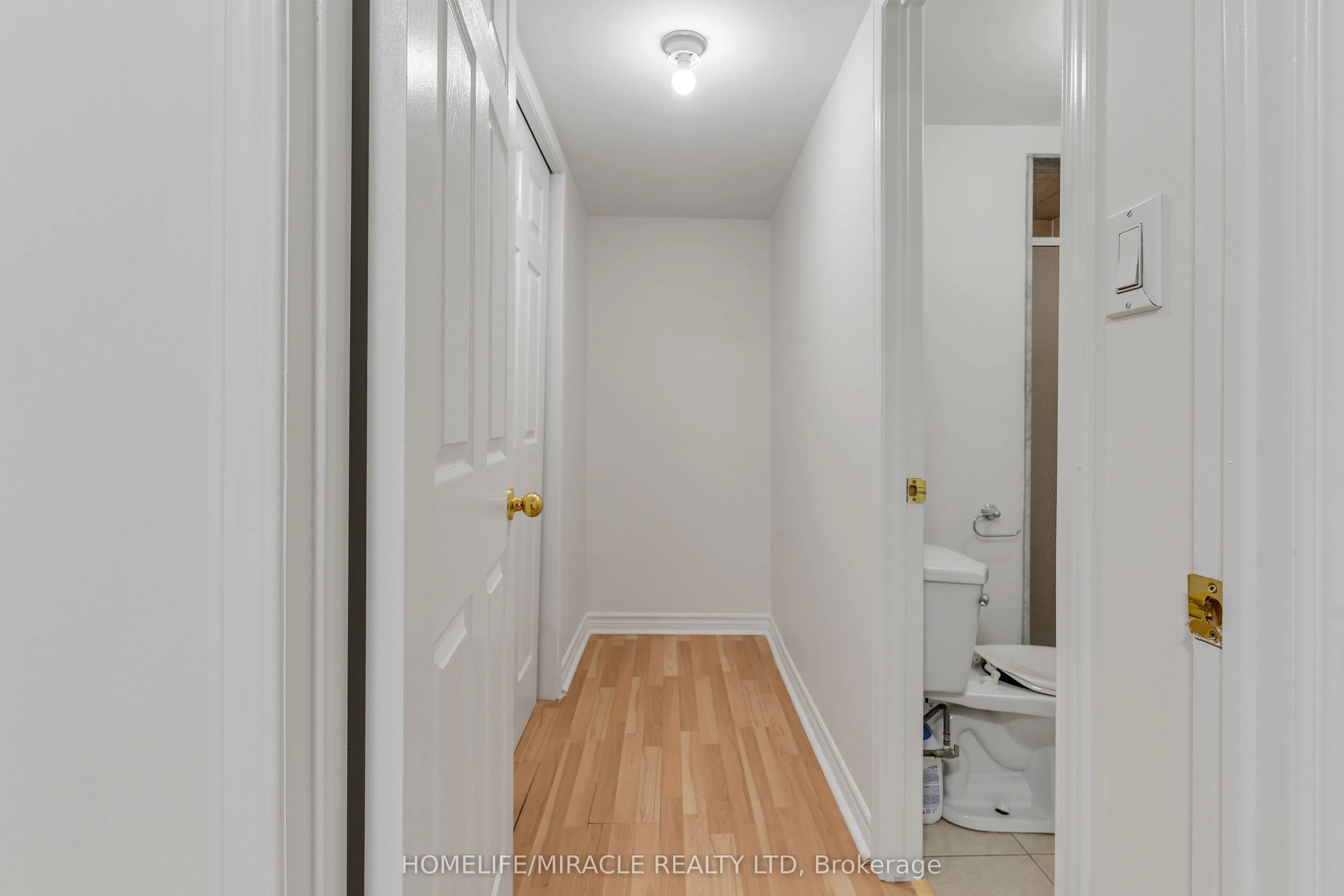 4191 Goldenrod Crescent