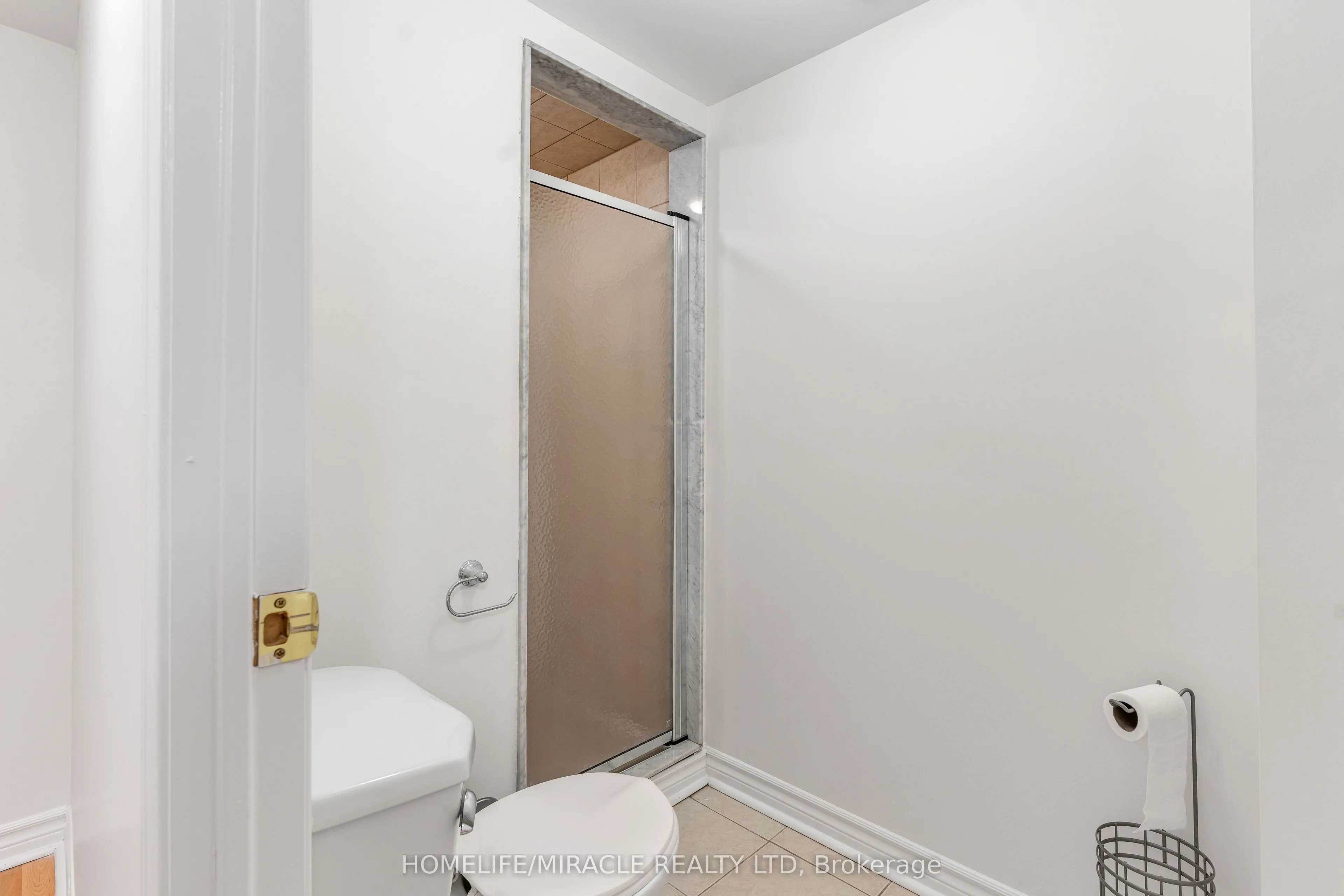 4191 Goldenrod Crescent